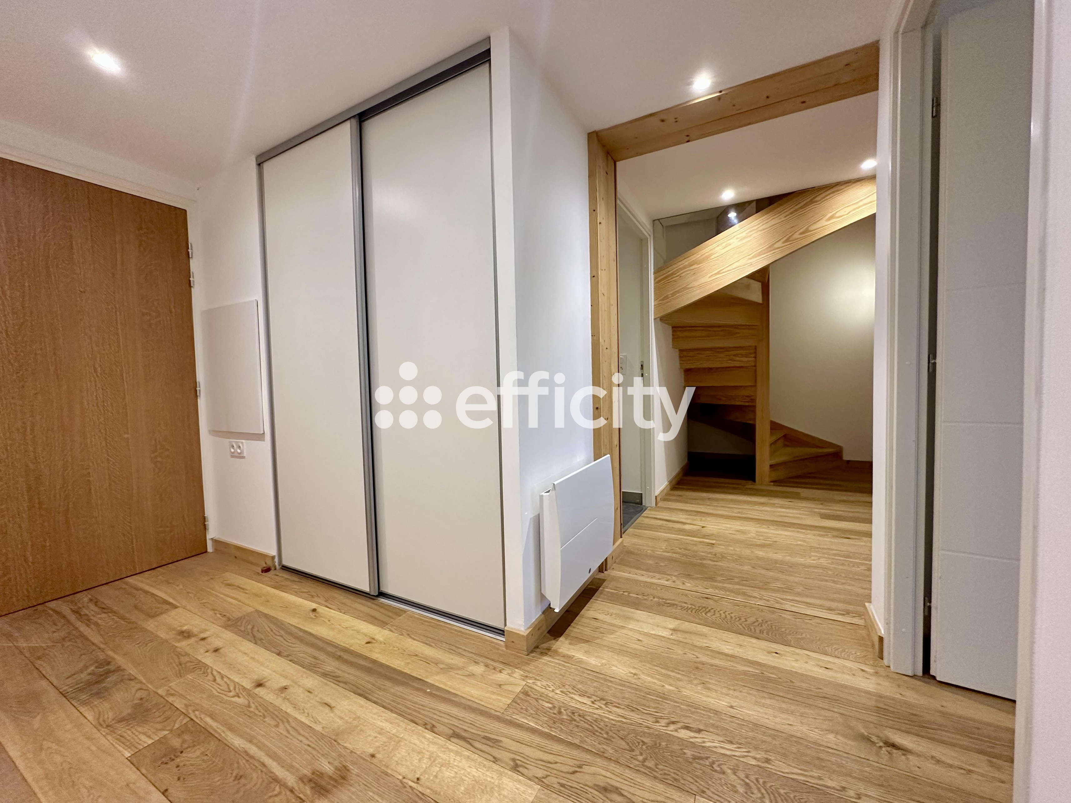 Achat immobilier Appartement 5 pièces  102m2 à Saint-Étienne-de-Tinée (06660) - Photo n°8