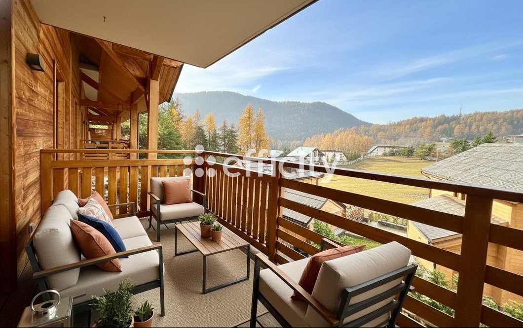 Achat immobilier Appartement 5 pièces  102m2 à Saint-Étienne-de-Tinée (06660) - Photo n°7