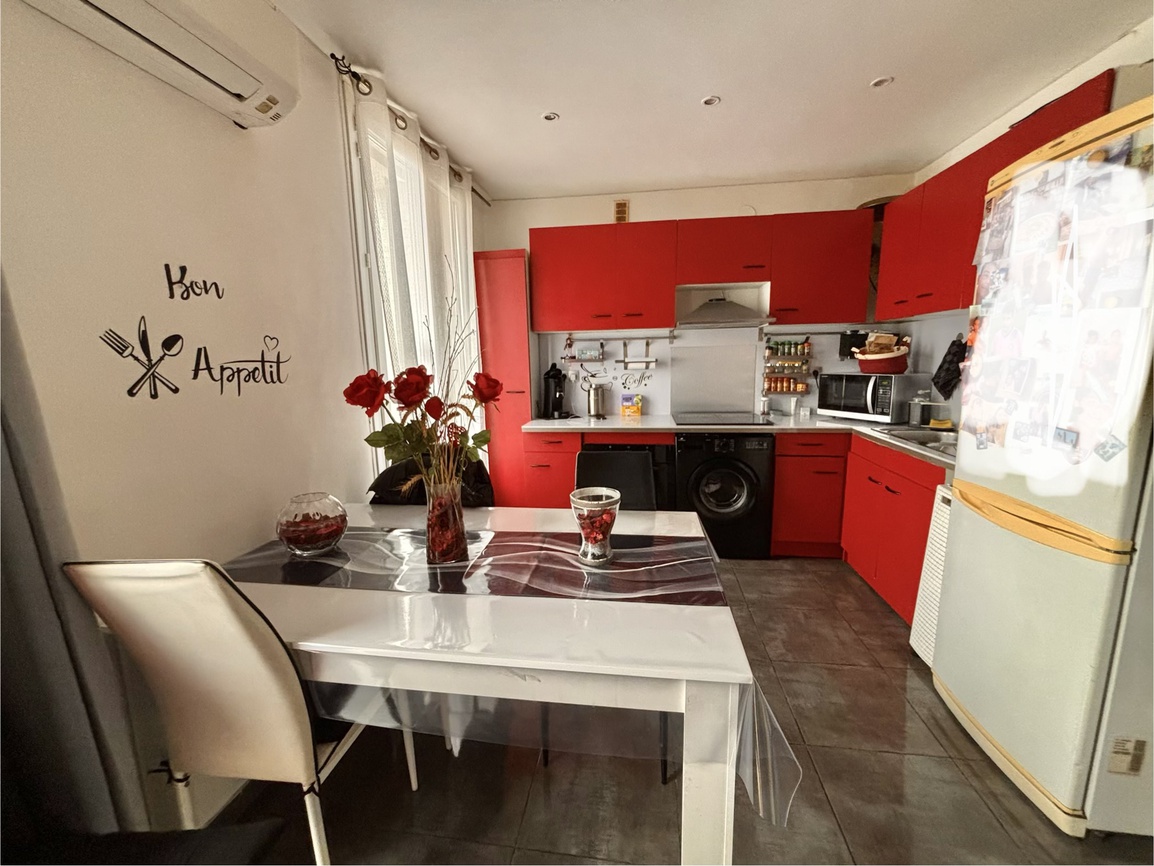 appartement 3 pièces - 52m2 à Marseille (13009)