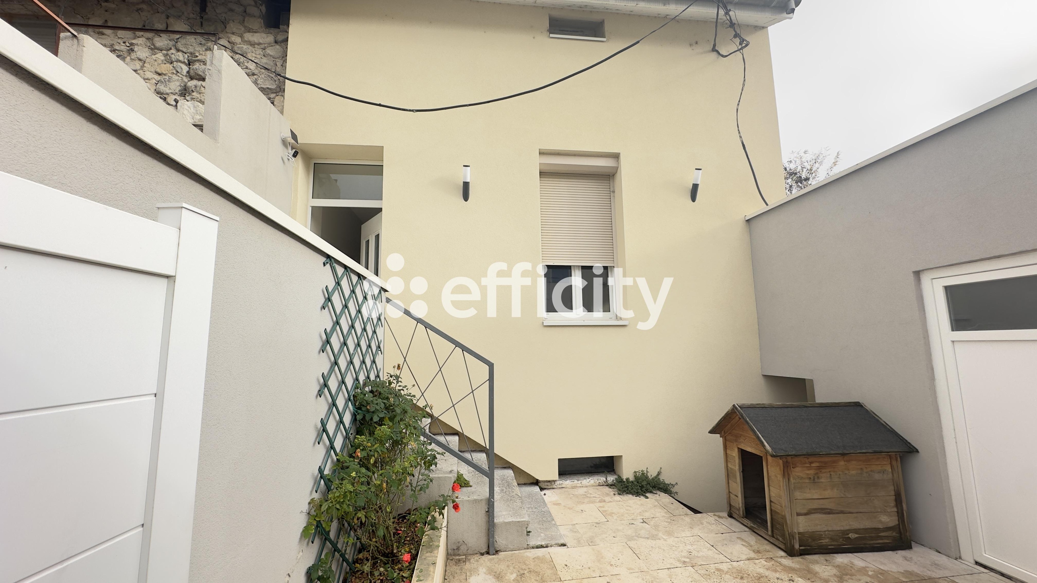 Achat immobilier Maison 4 pièces  110m2 à Le Teil (07400) - Photo n°1