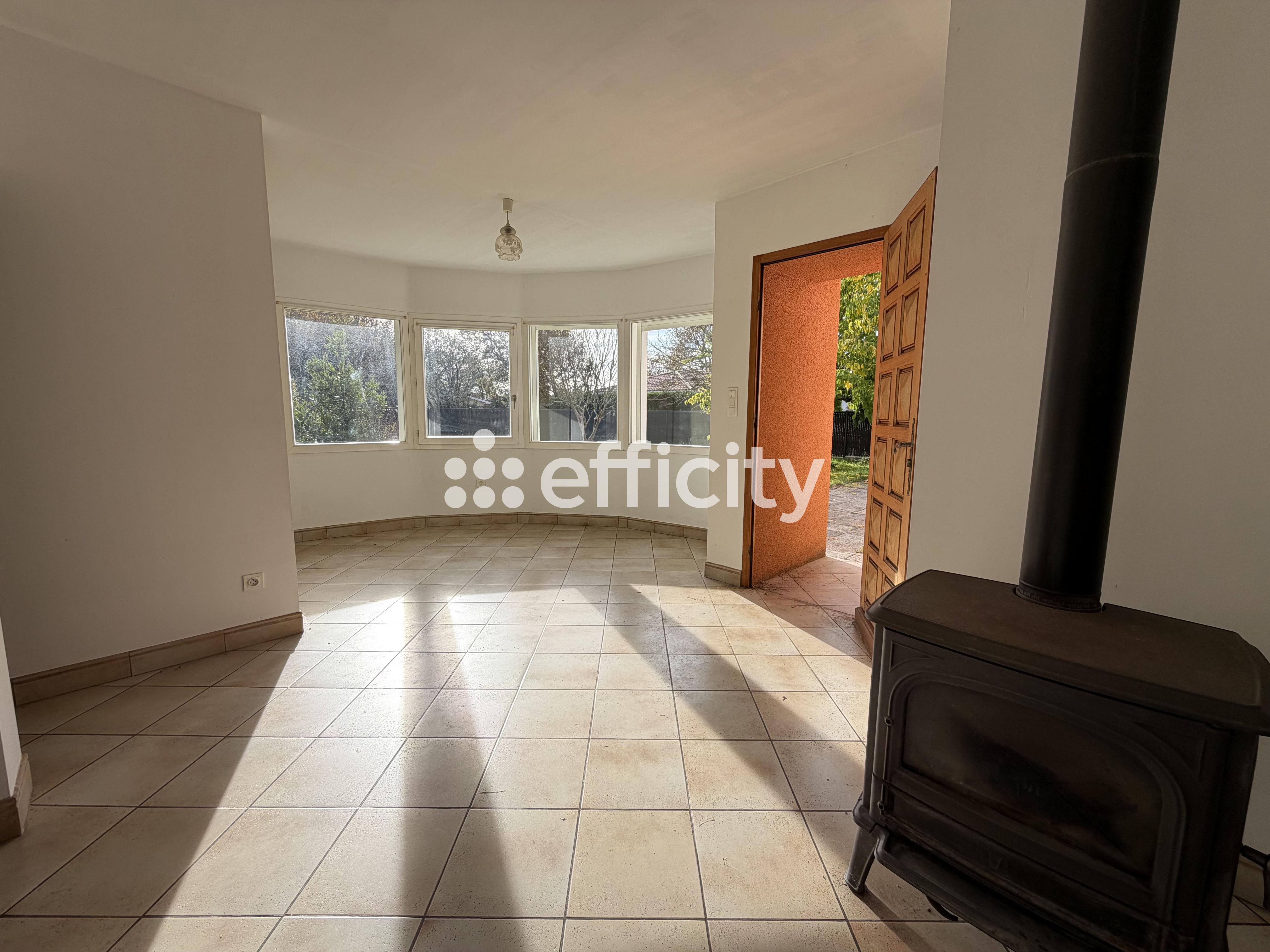 Achat immobilier Maison 8 pièces  180m2 à Gujan-Mestras (33470) - Photo n°4
