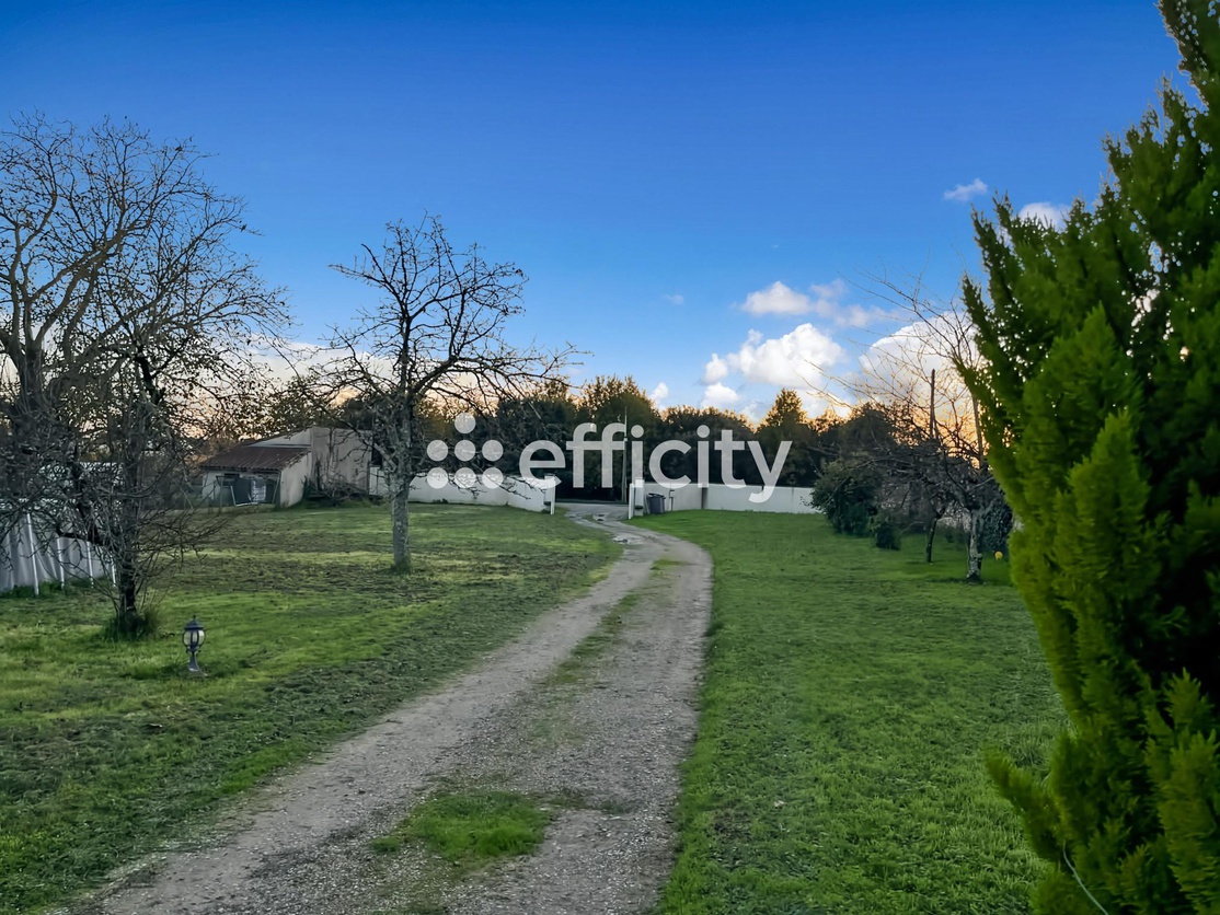 terrain  - 1200,0m2 à Boutiers-Saint-Trojan (16100)