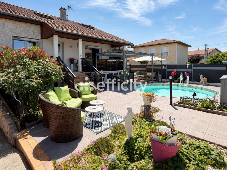 maison 7 pièces - 135m2 à Décines-Charpieu (69150)
