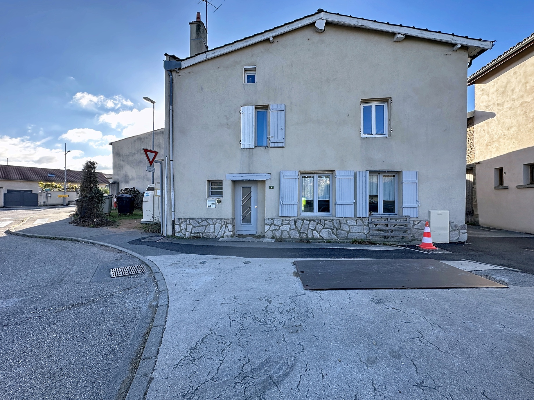 maison 4 pièces - 110m2 à Millery (69390)