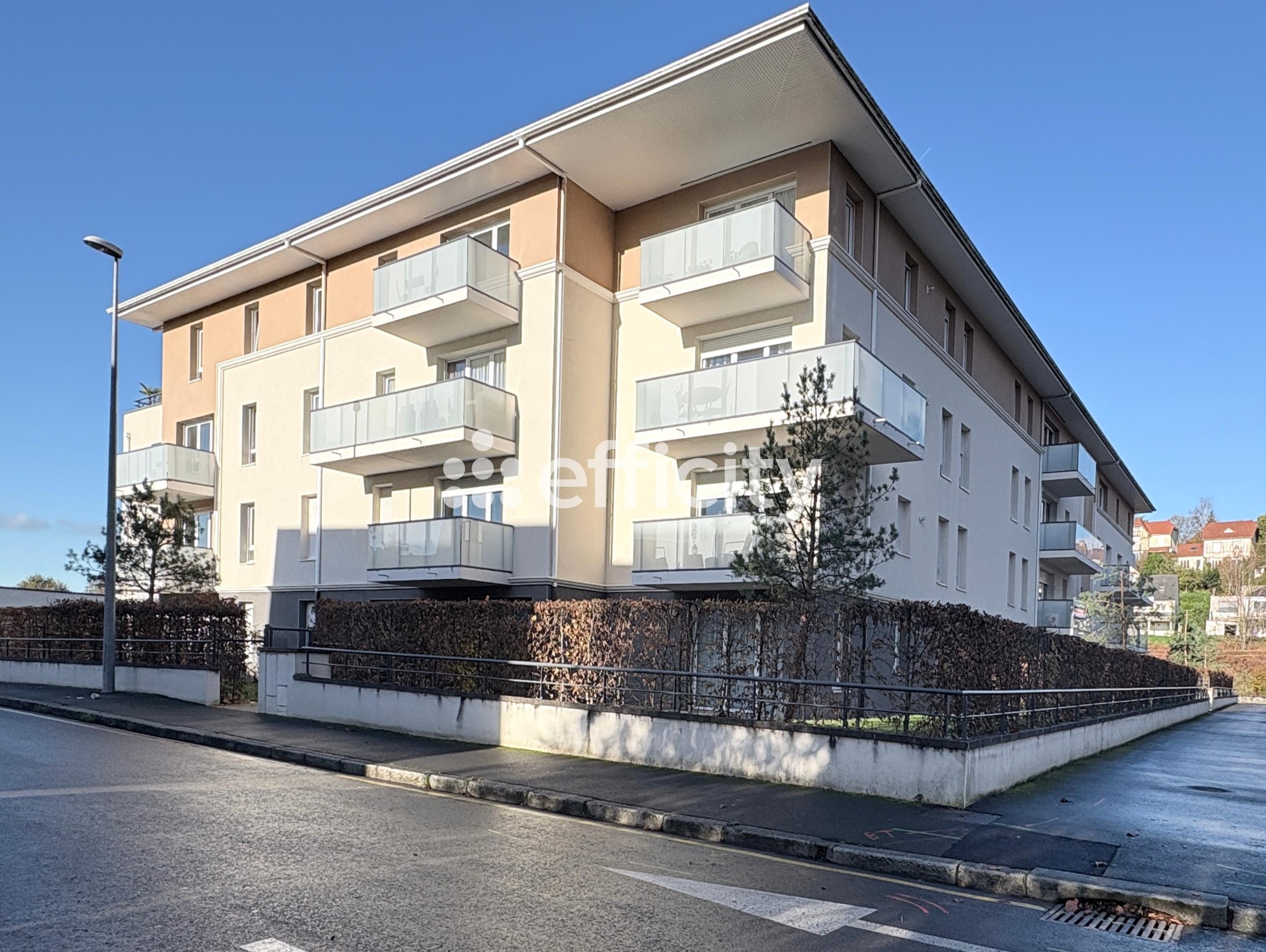 Achat immobilier Appartement 2 pièces  45m2 à Saint-Lô (50000) - Photo n°1
