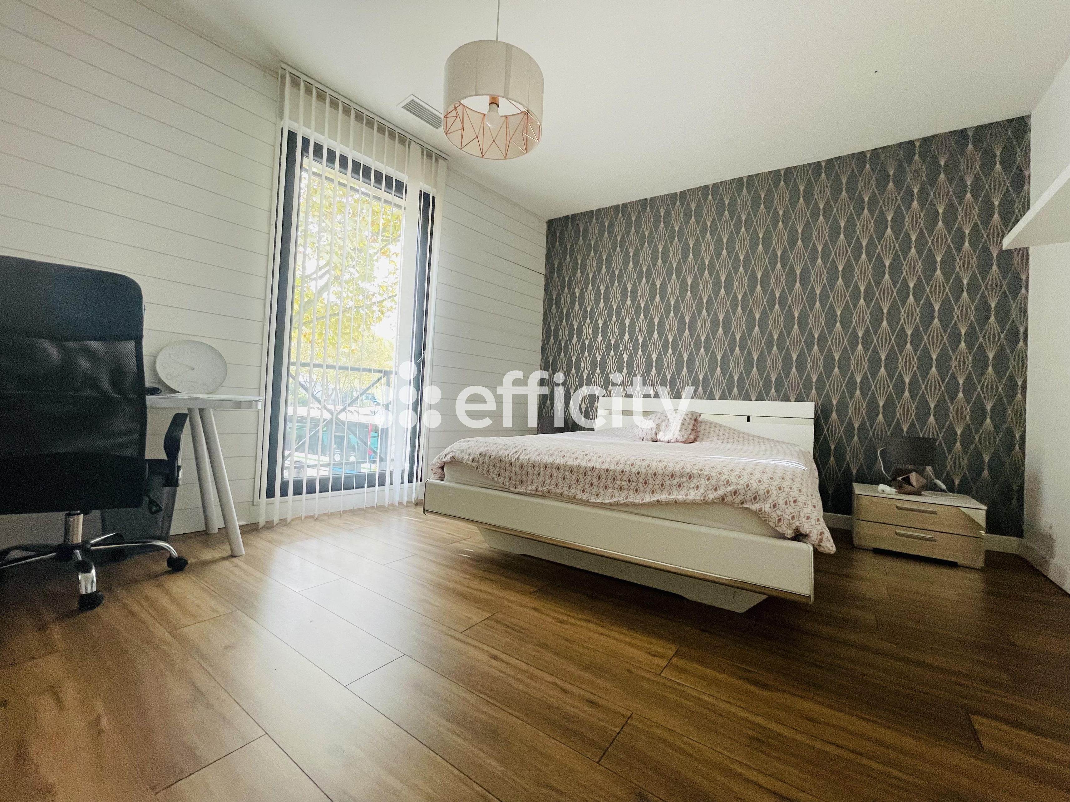 Achat immobilier Maison 7 pièces  200m2 à Bordeaux (33300) - Photo n°17