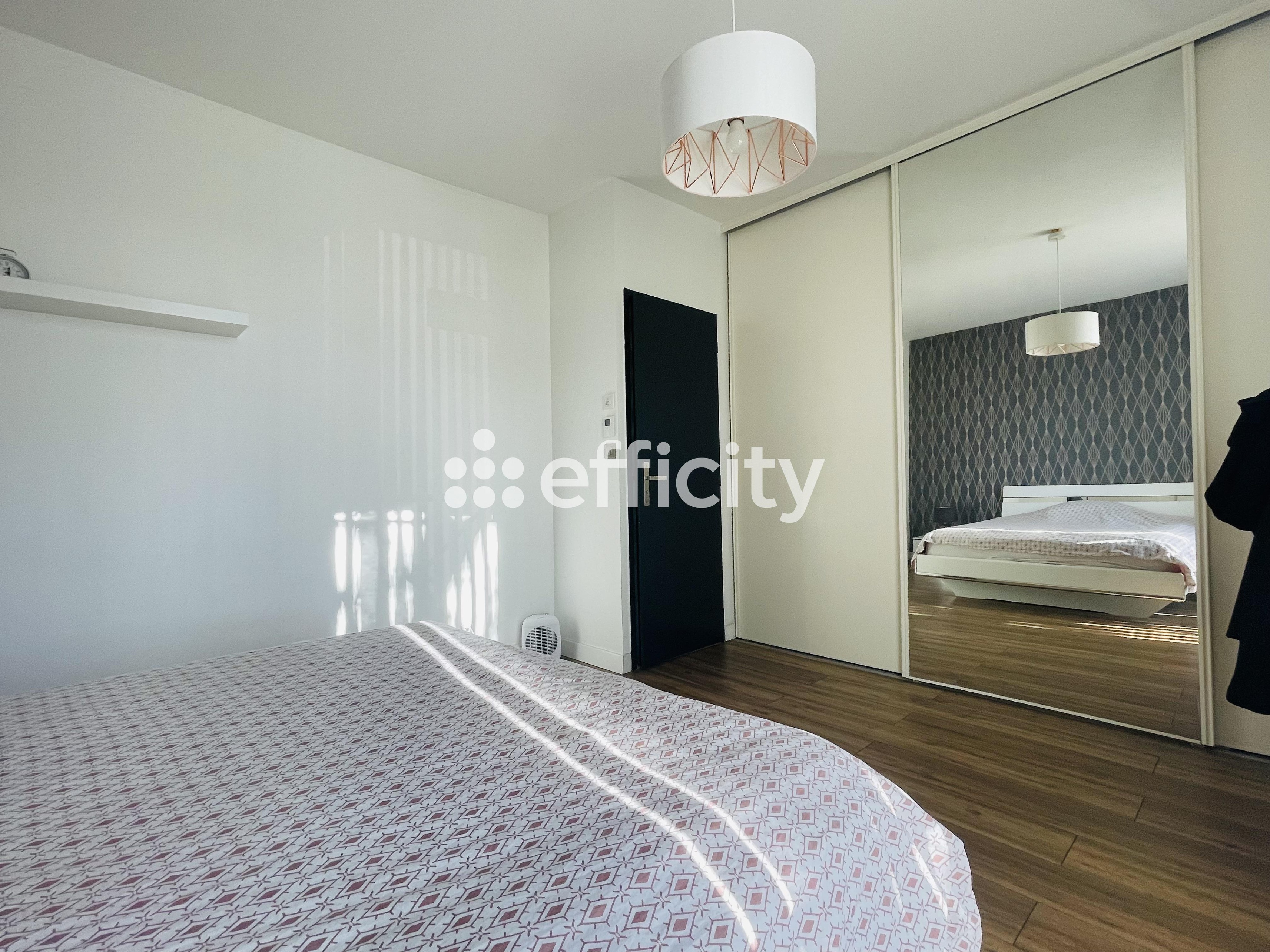 Achat immobilier Maison 7 pièces  200m2 à Bordeaux (33300) - Photo n°13