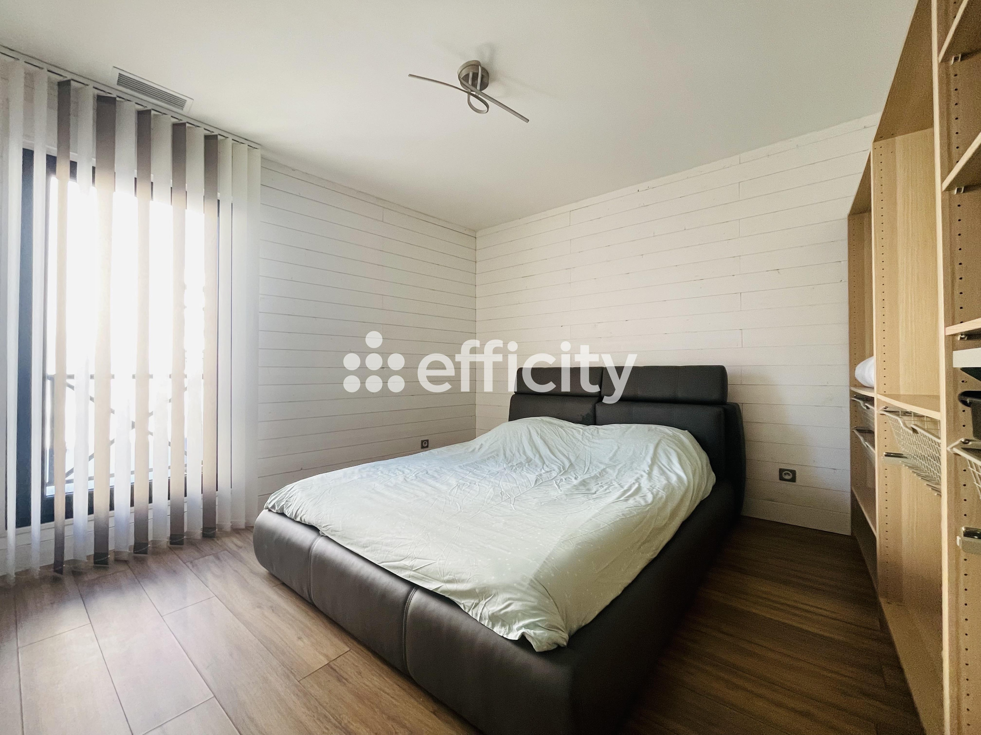 Achat immobilier Maison 7 pièces  200m2 à Bordeaux (33300) - Photo n°15