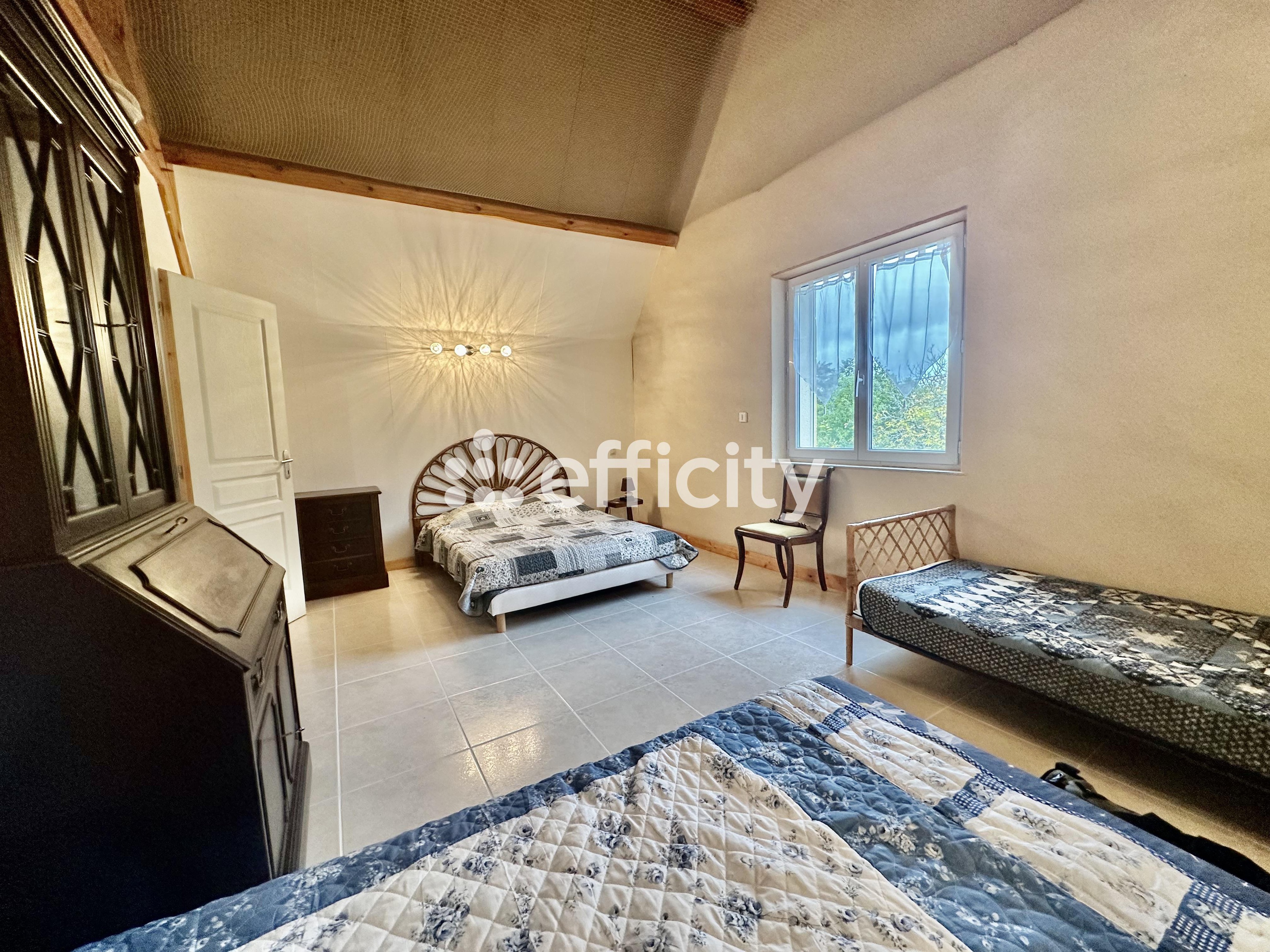 Achat immobilier Maison 8 pièces  211m2 à Cénac-et-Saint-Julien (24091) - Photo n°12