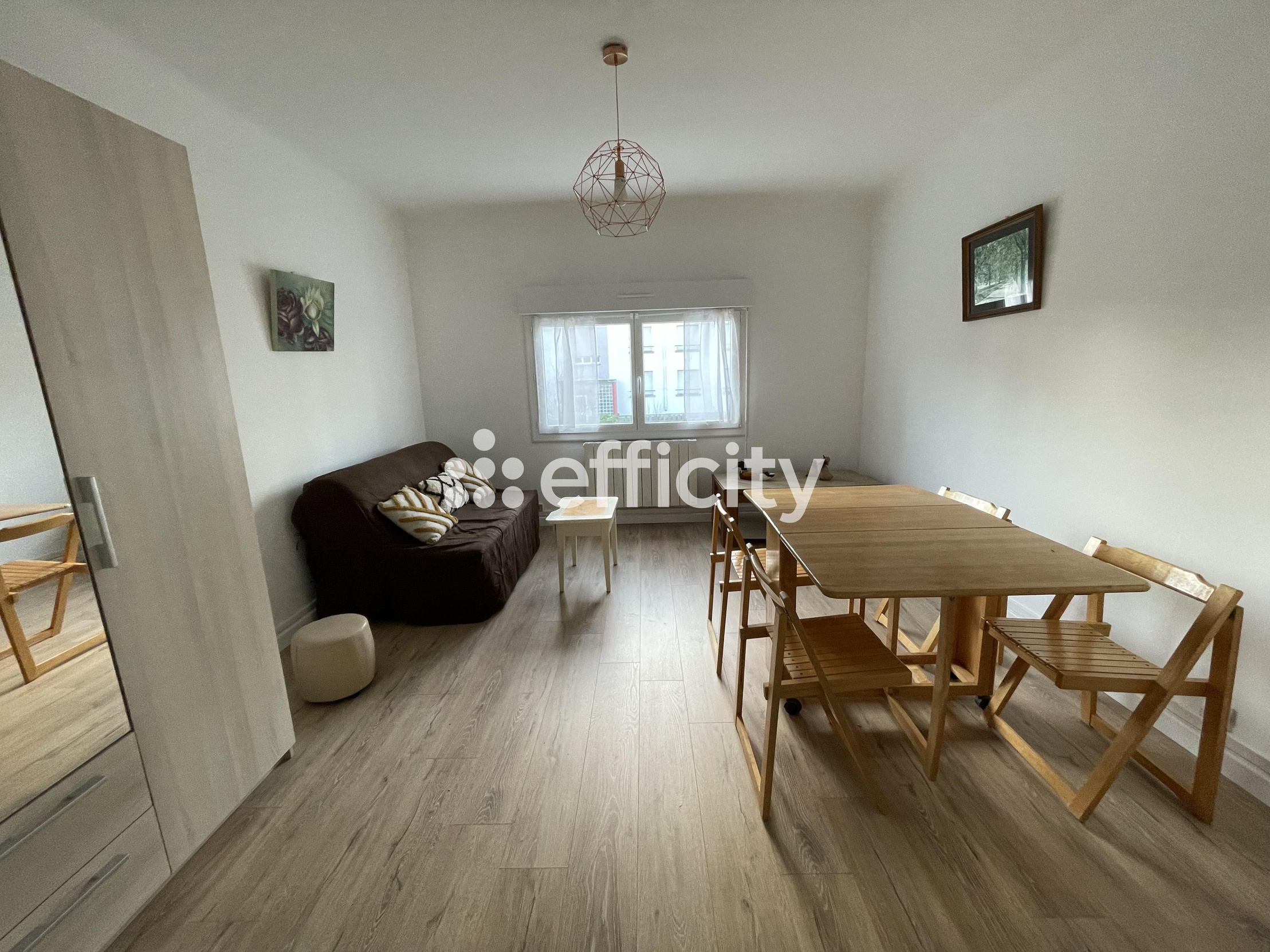 appartement 1 pièces - 24m2 à Lorient (56100)