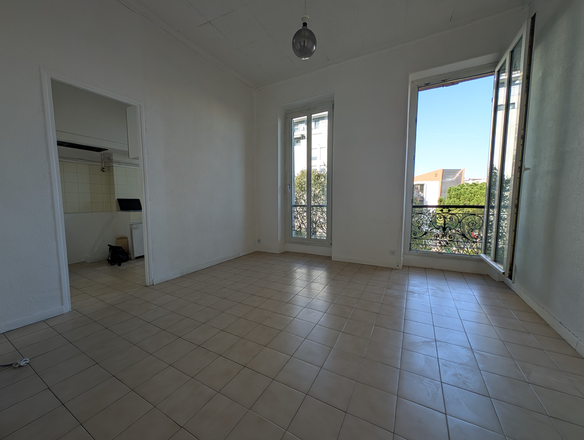 appartement 3 pièces - 40m2 à Marseille (13005)