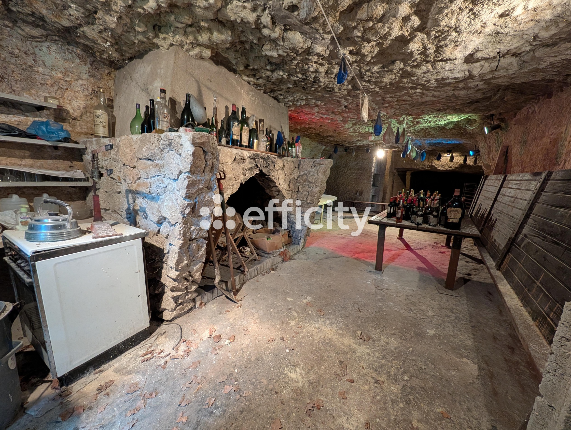 parking  - 60m2 à Parçay-Meslay (37210)