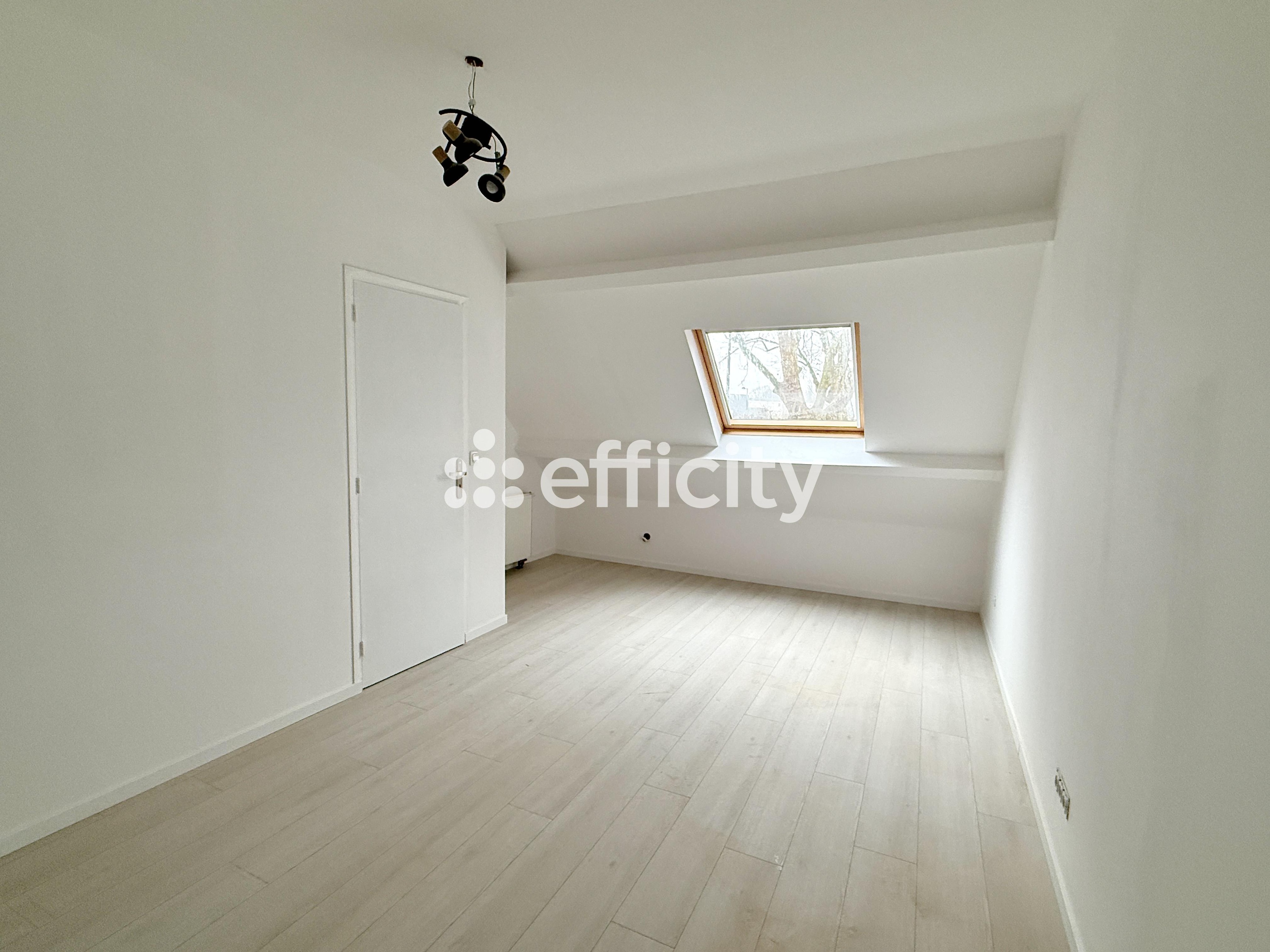 Achat immobilier Maison 6 pièces  181m2 à Roubaix (59100) - Photo n°9