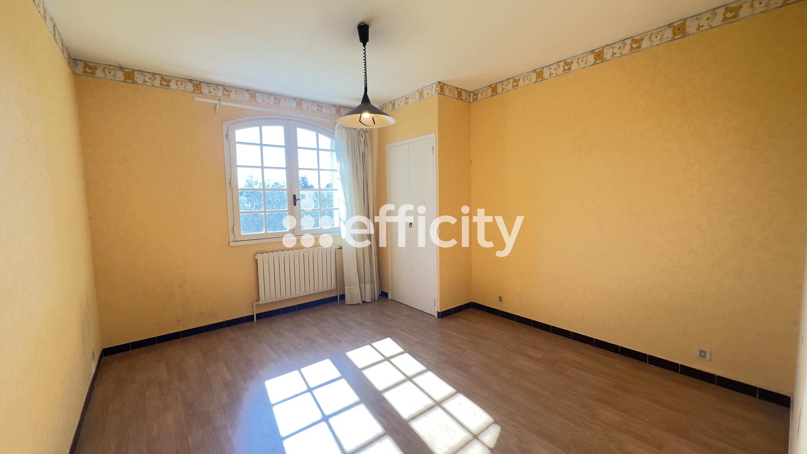 Achat immobilier Maison 5 pièces  154m2 à Pierrelatte (26700) - Photo n°9