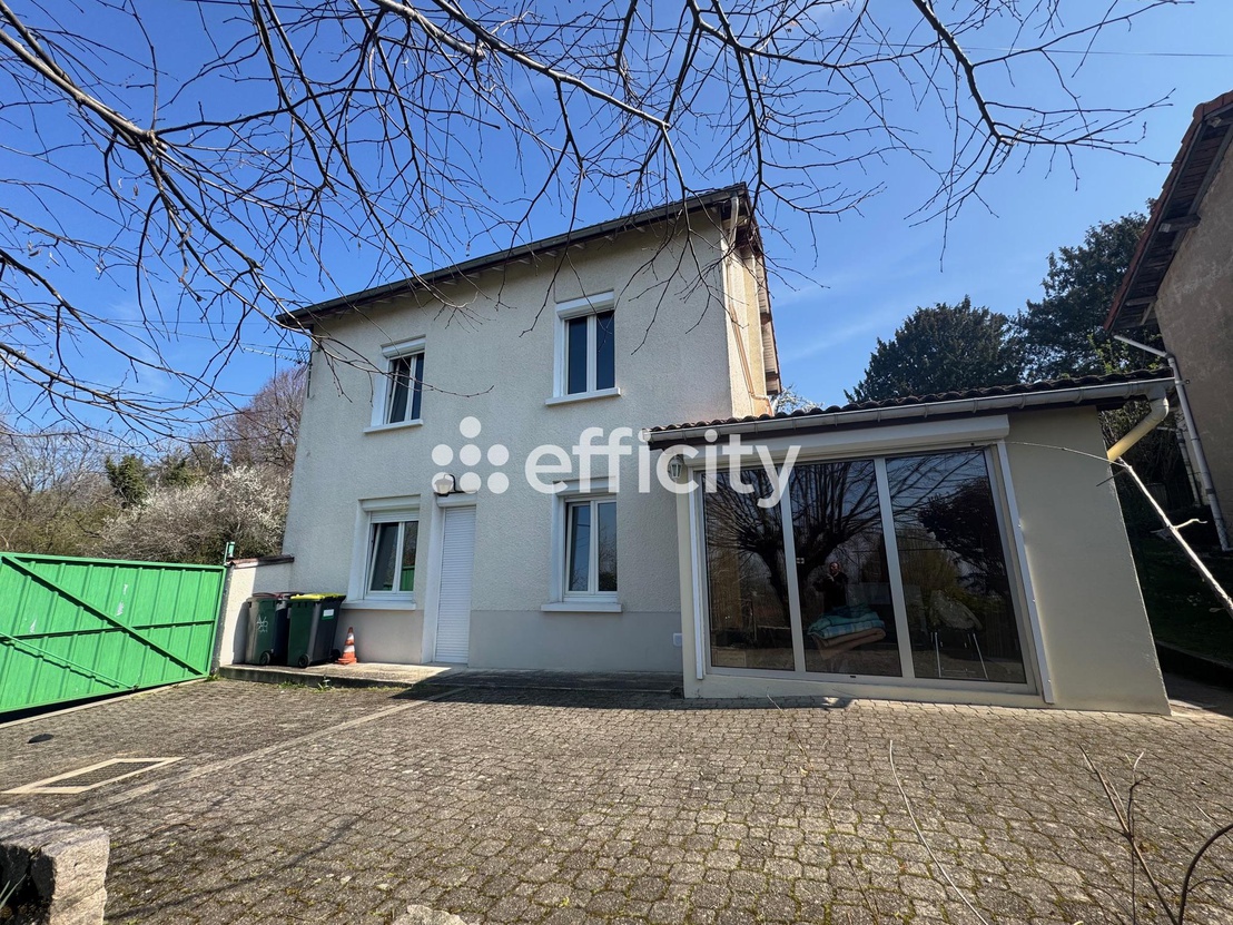 maison 6 pièces - 97,0m2 à Thiers (63300)