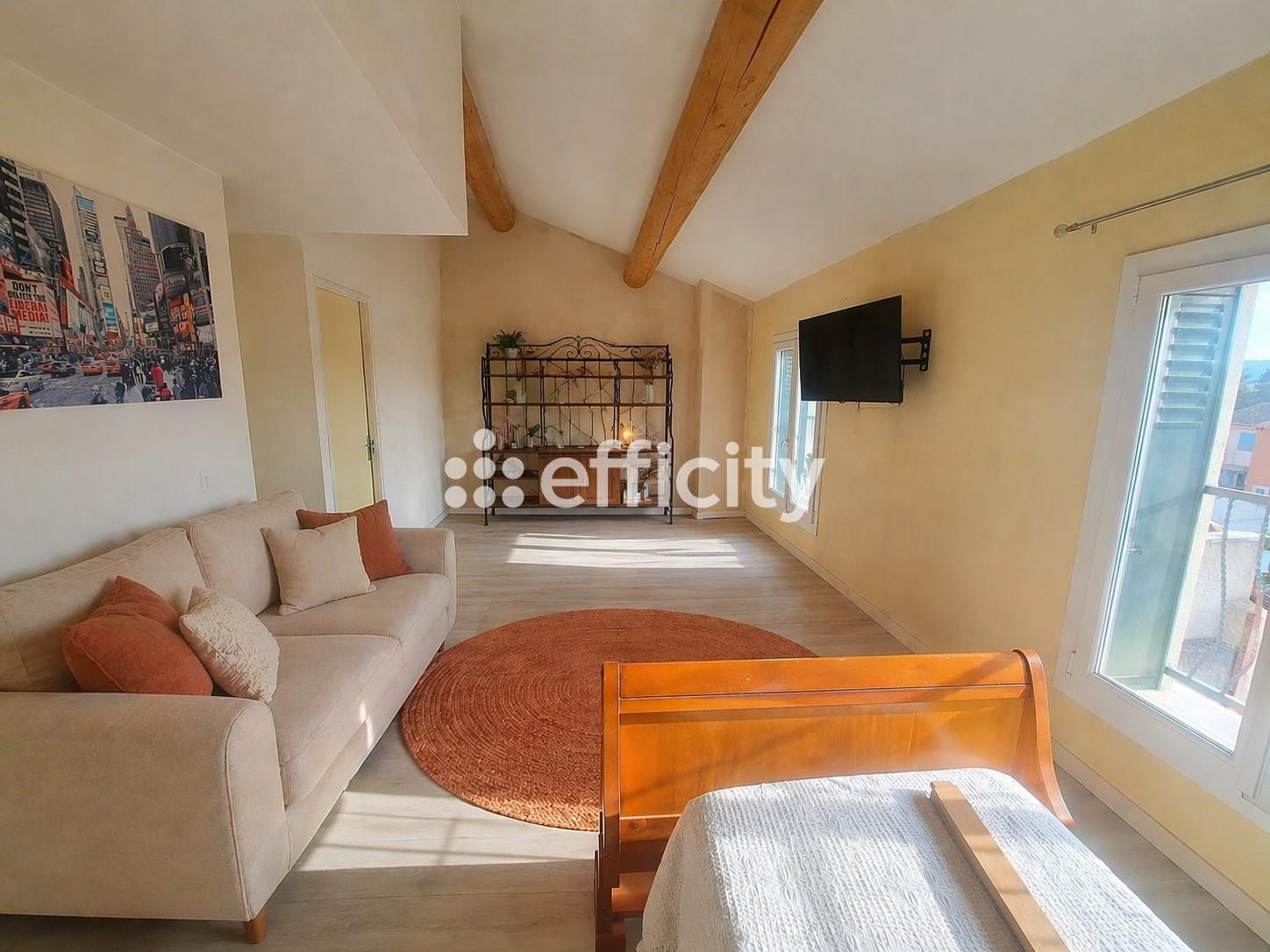 Maison 93 m2 au 2eme etage avec terrasse, jardin, piscine - Villelaure (84530) Maison 93 m2 au 2eme etage avec terrasse, jardin, piscine - Villelaure (84530)