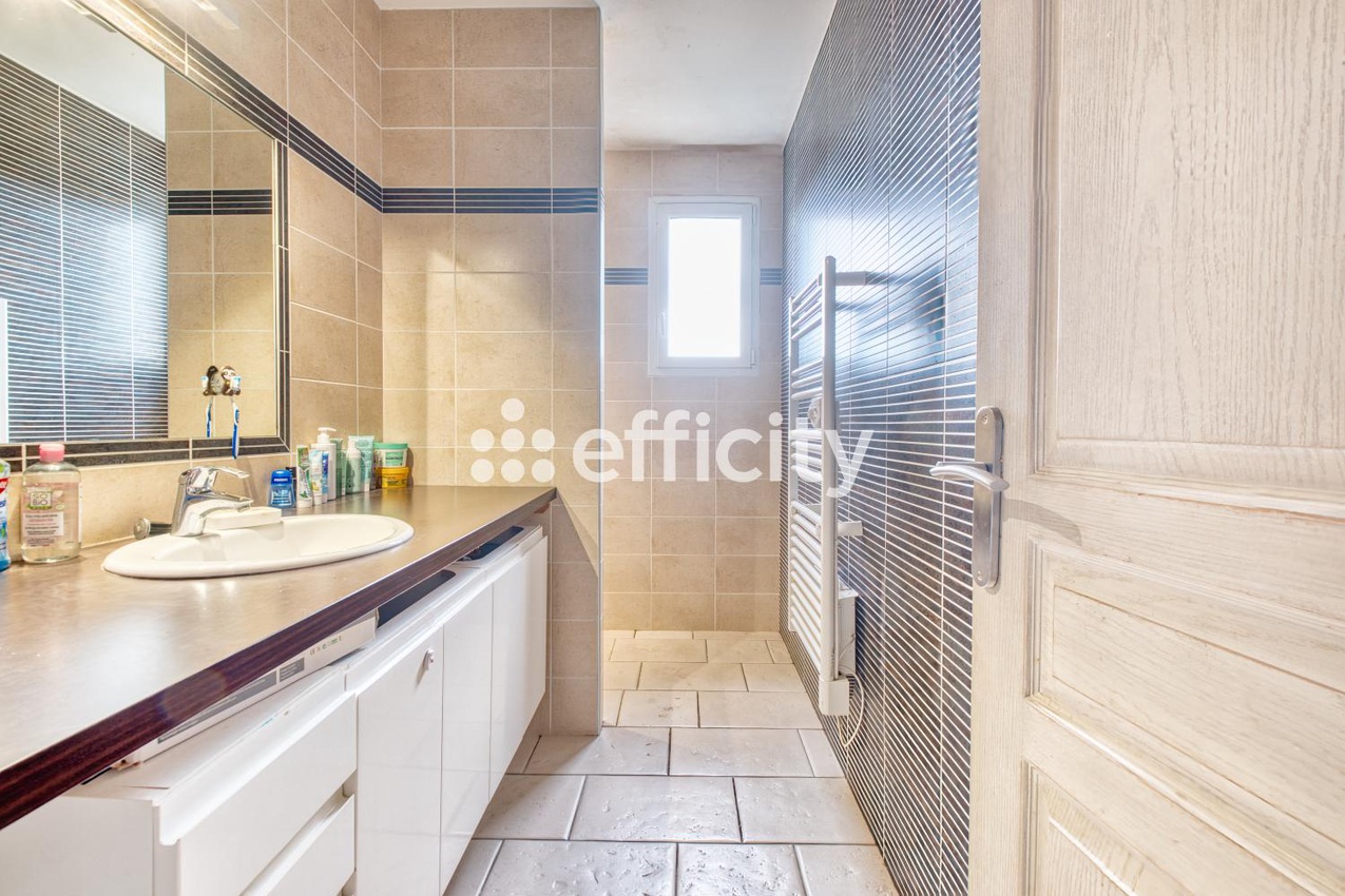 Achat immobilier Maison 6 pièces  117m2 à Biras (24310) - Photo n°9