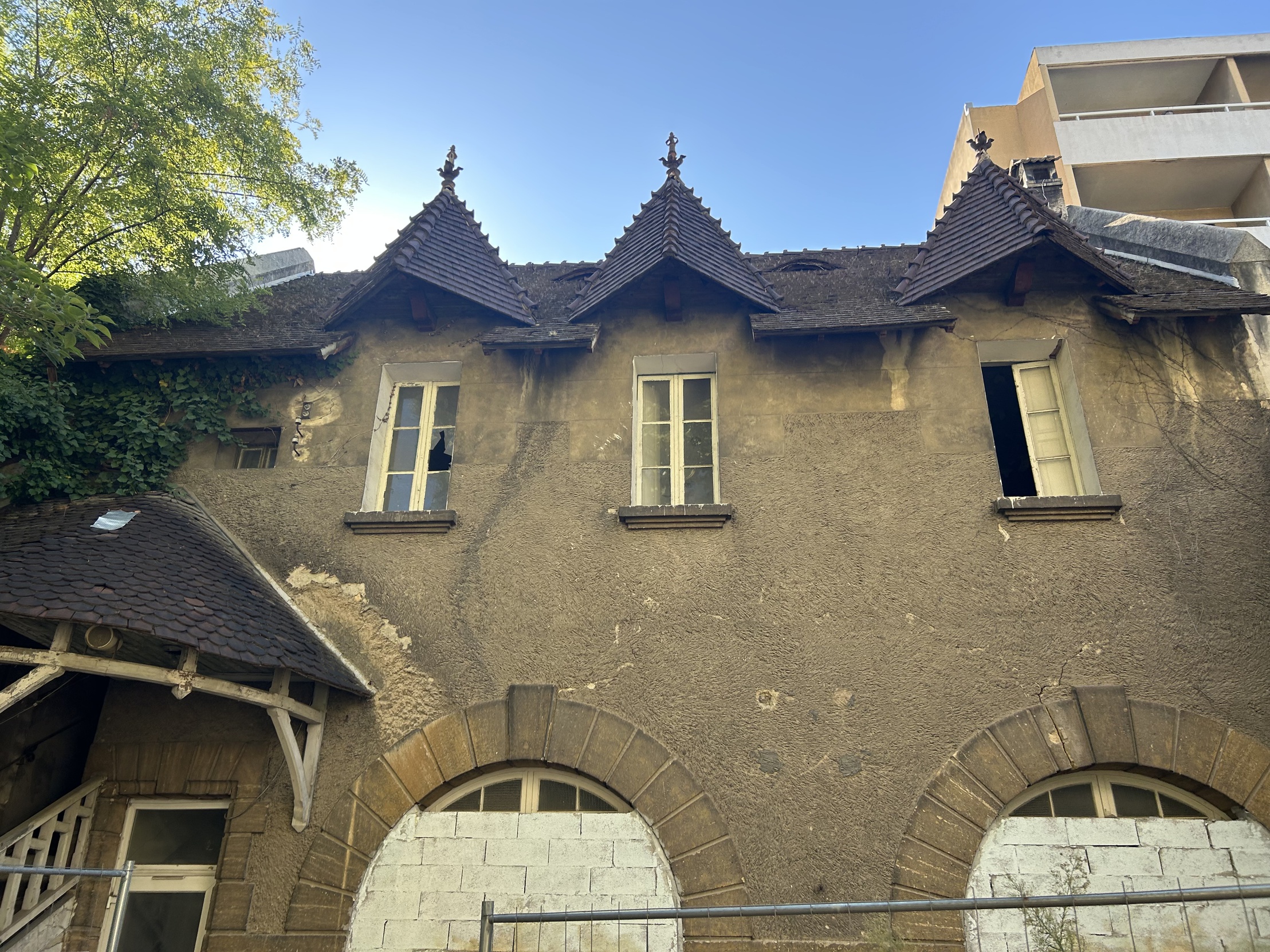 maison 5 pièces - 160m2 à Marseille (13006)