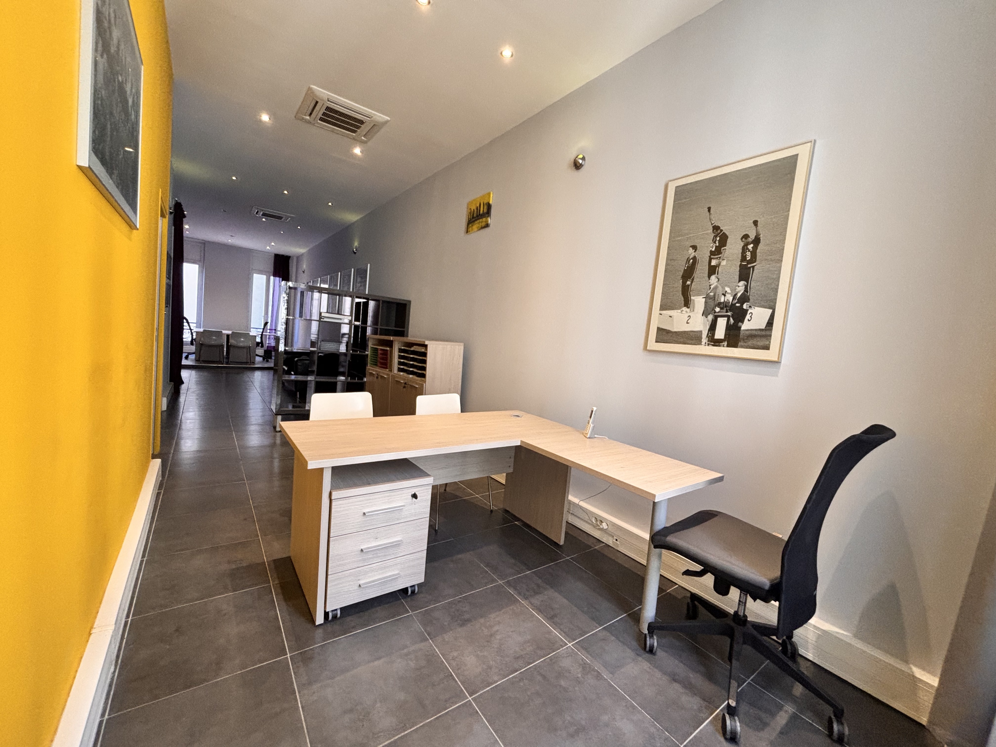 Achat immobilier Bureau 3 pièces  68m2 à Marseille (13007) - Photo n°4