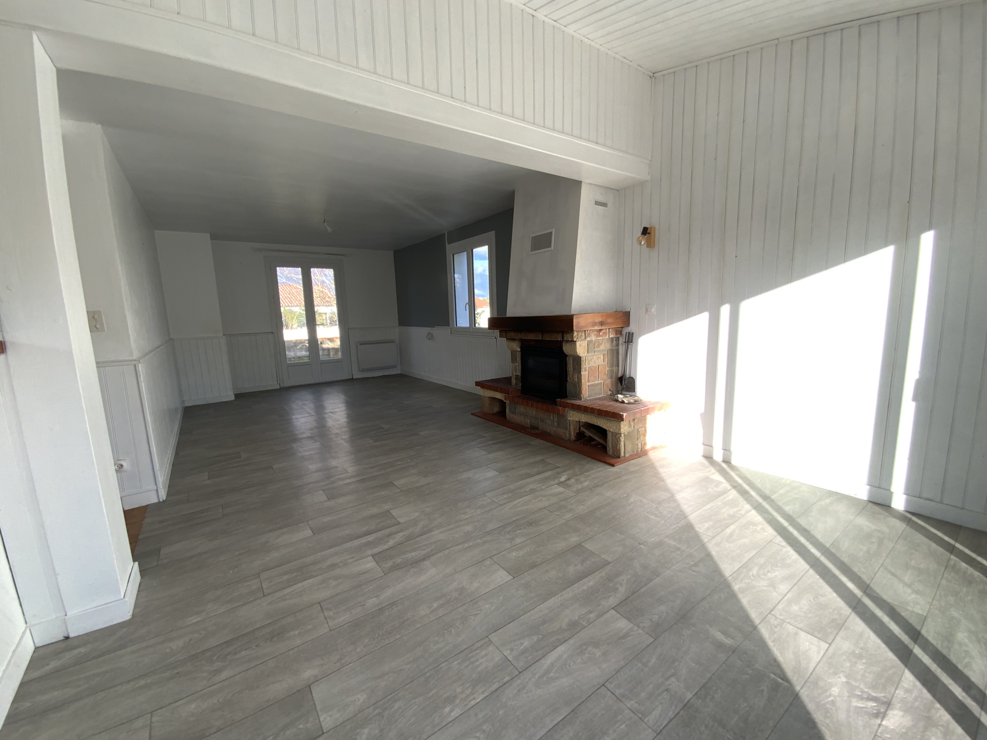 Achat immobilier Maison 6 pièces  118m2 à Sainte-Foy (85150) - Photo n°5