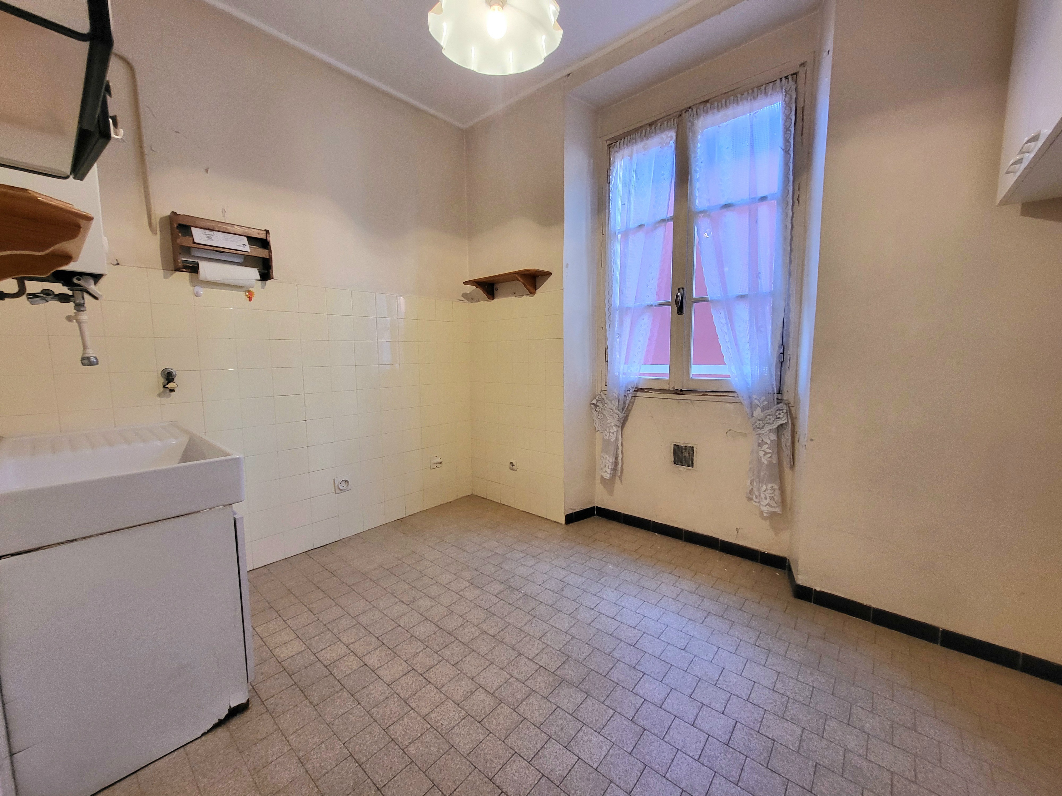 Achat immobilier Appartement 1 pièces  23m2 à Nice (06300) - Photo n°6
