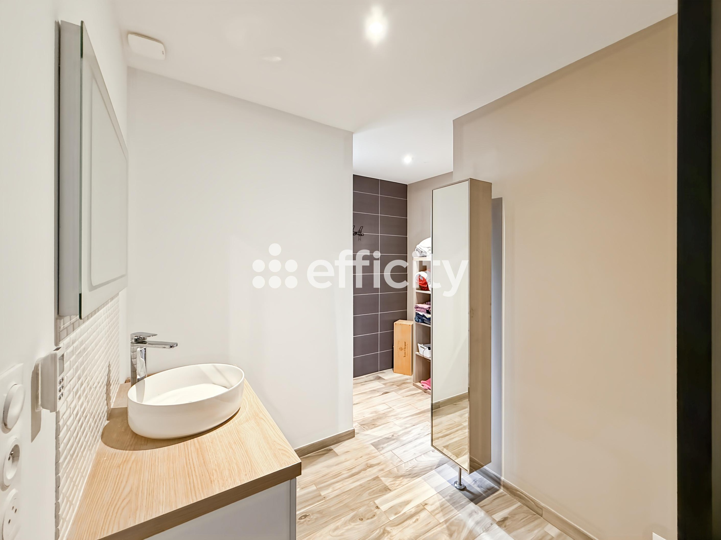 Achat immobilier Maison 6 pièces  133m2 à Tours (37100) - Photo n°12