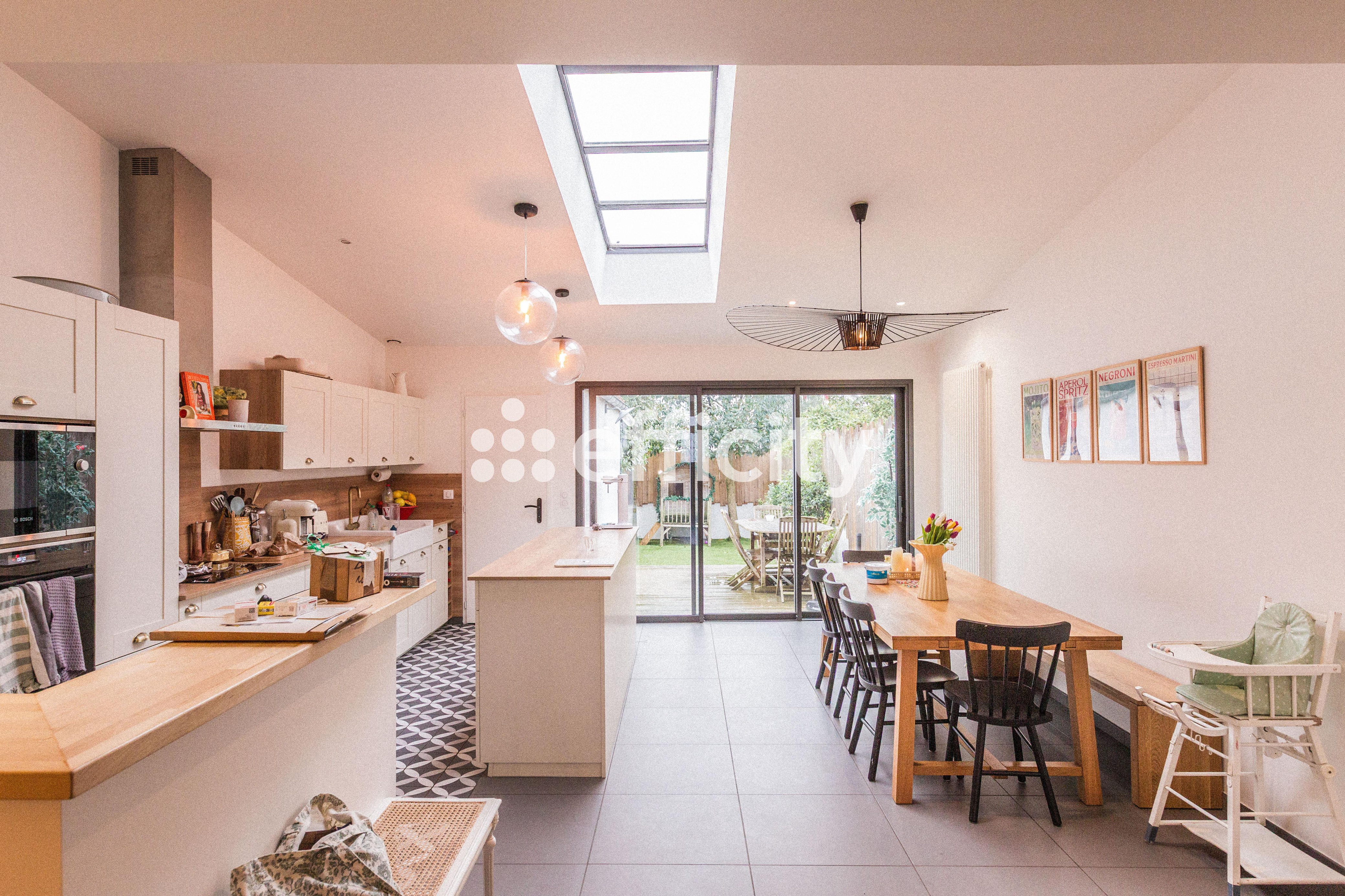 Achat immobilier Maison 6 pièces  162m2 à La Rochelle (17000) - Photo n°5