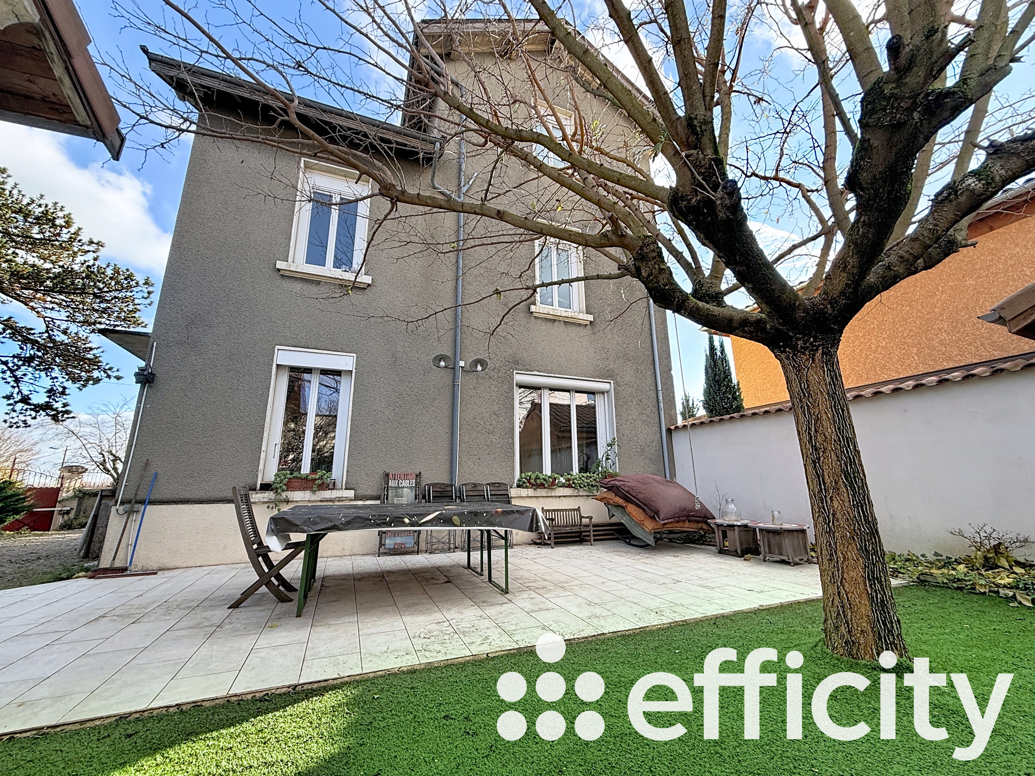 Maison 6 pièces 184 m² · à Miribel · 184 m² · 399 000 €