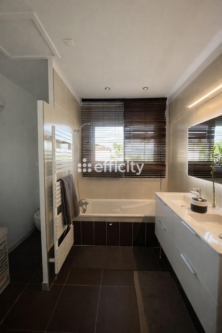 Achat immobilier Maison 5 pièces  117m2 à Baillargues (34670) - Photo n°10