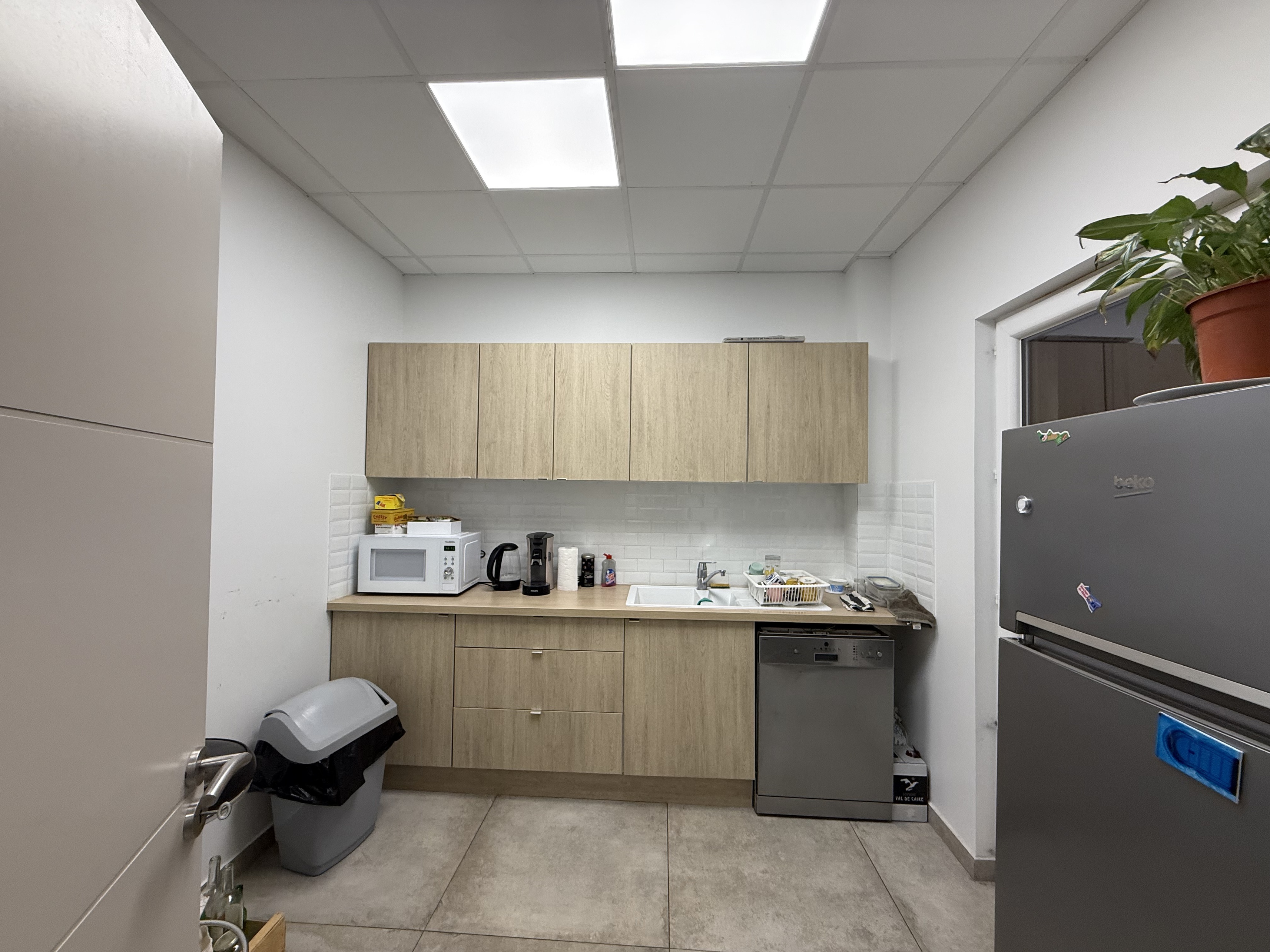 Achat immobilier Local commercial   225m2 à Eygalières (13810) - Photo n°8