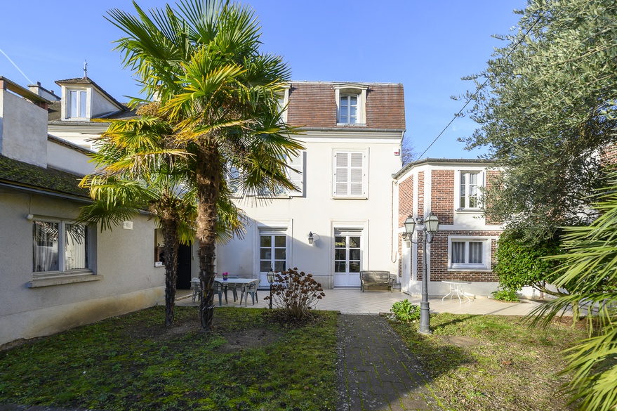 maison 9 pièces - 223m2 à Crosne (91560)