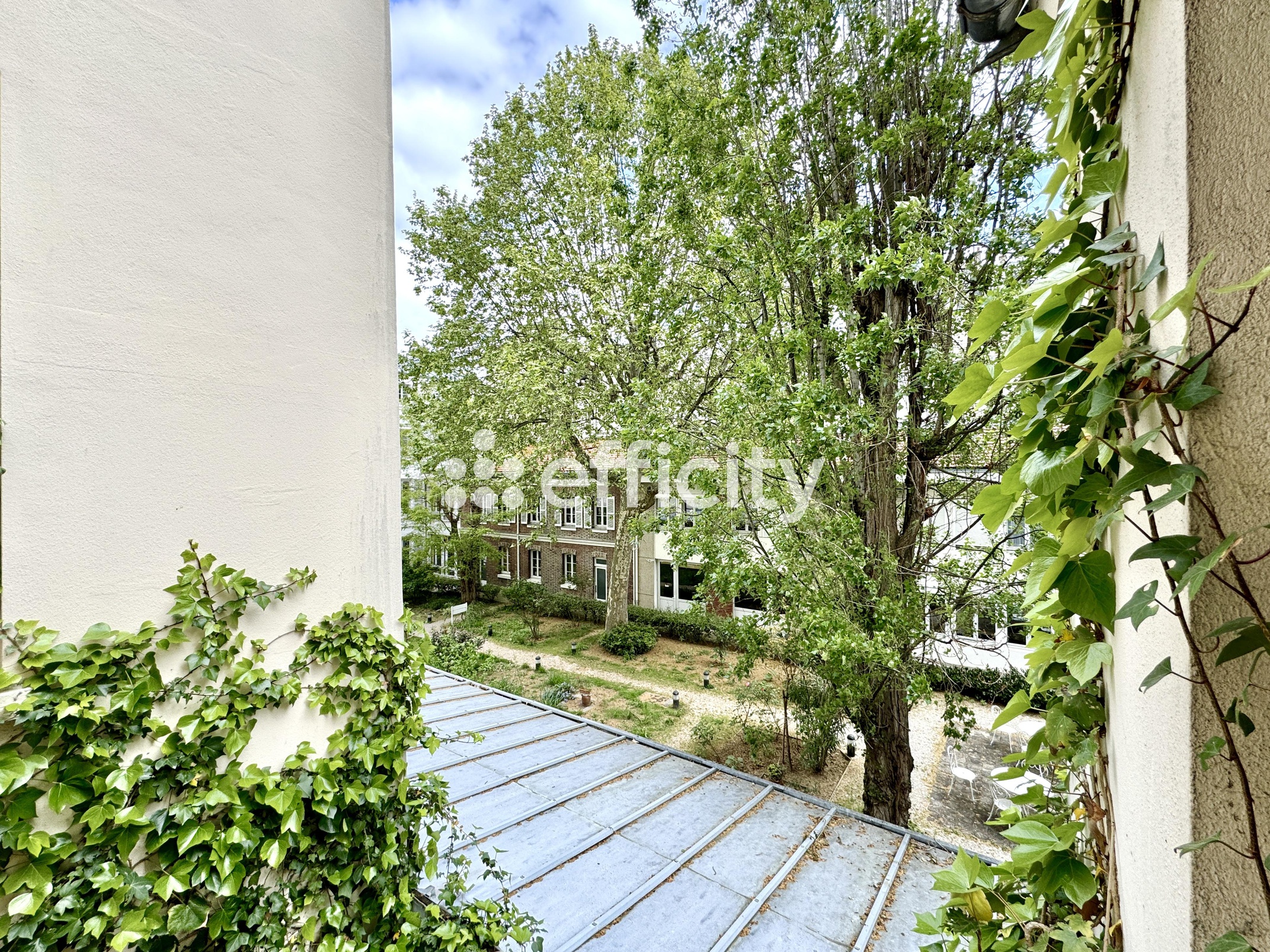 appartement 2 pièces - 24,0m2 à Paris (75006)