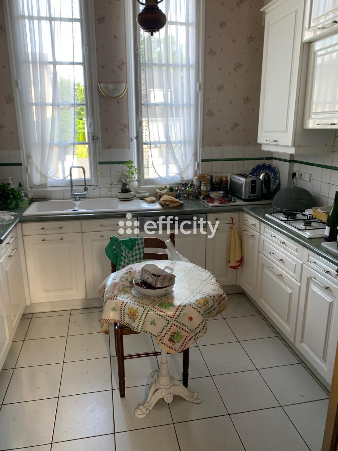 Achat immobilier Maison 6 pièces  165m2 à Marnes-la-Coquette (92430) - Photo n°11