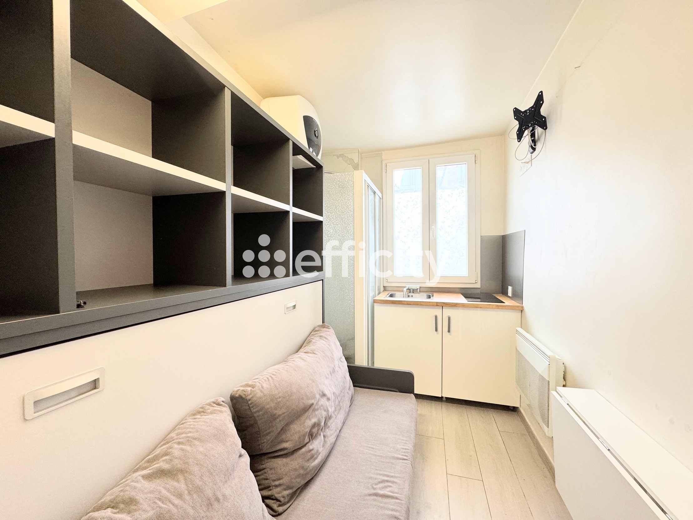 appartement 1 pièces - 7m2 à Paris (75011)