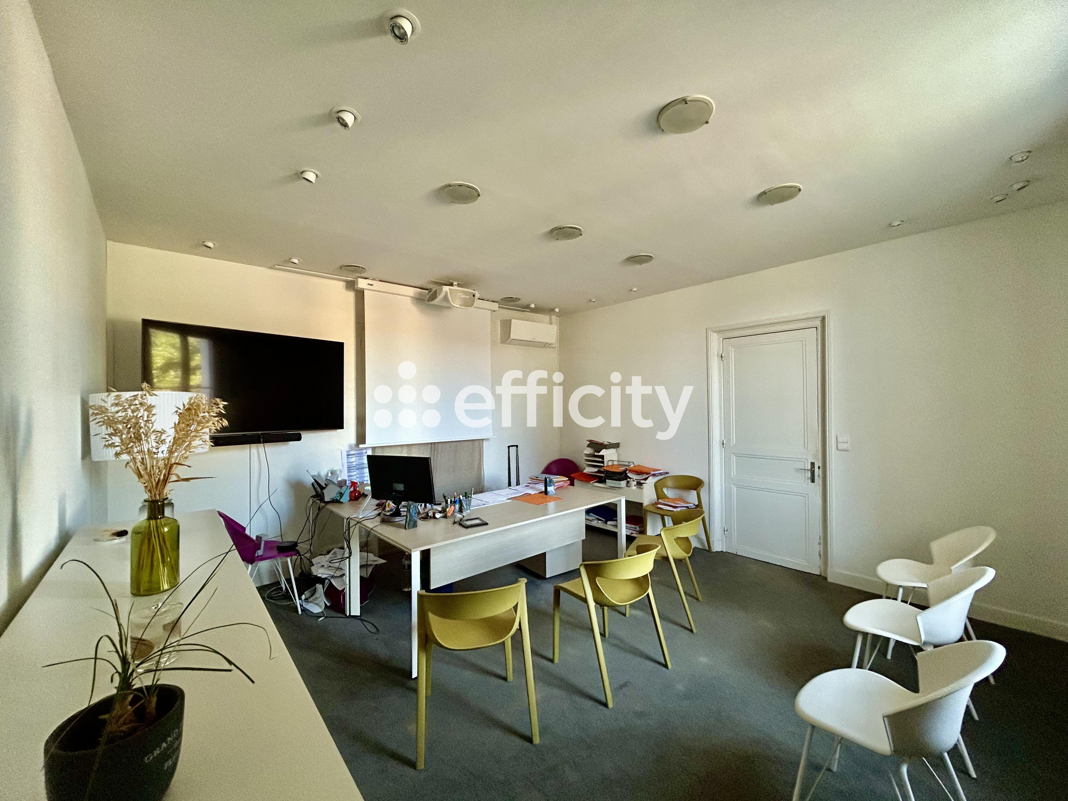 Achat immobilier Bureau 8 pièces  125m2 à La Tremblade (17390) - Photo n°5