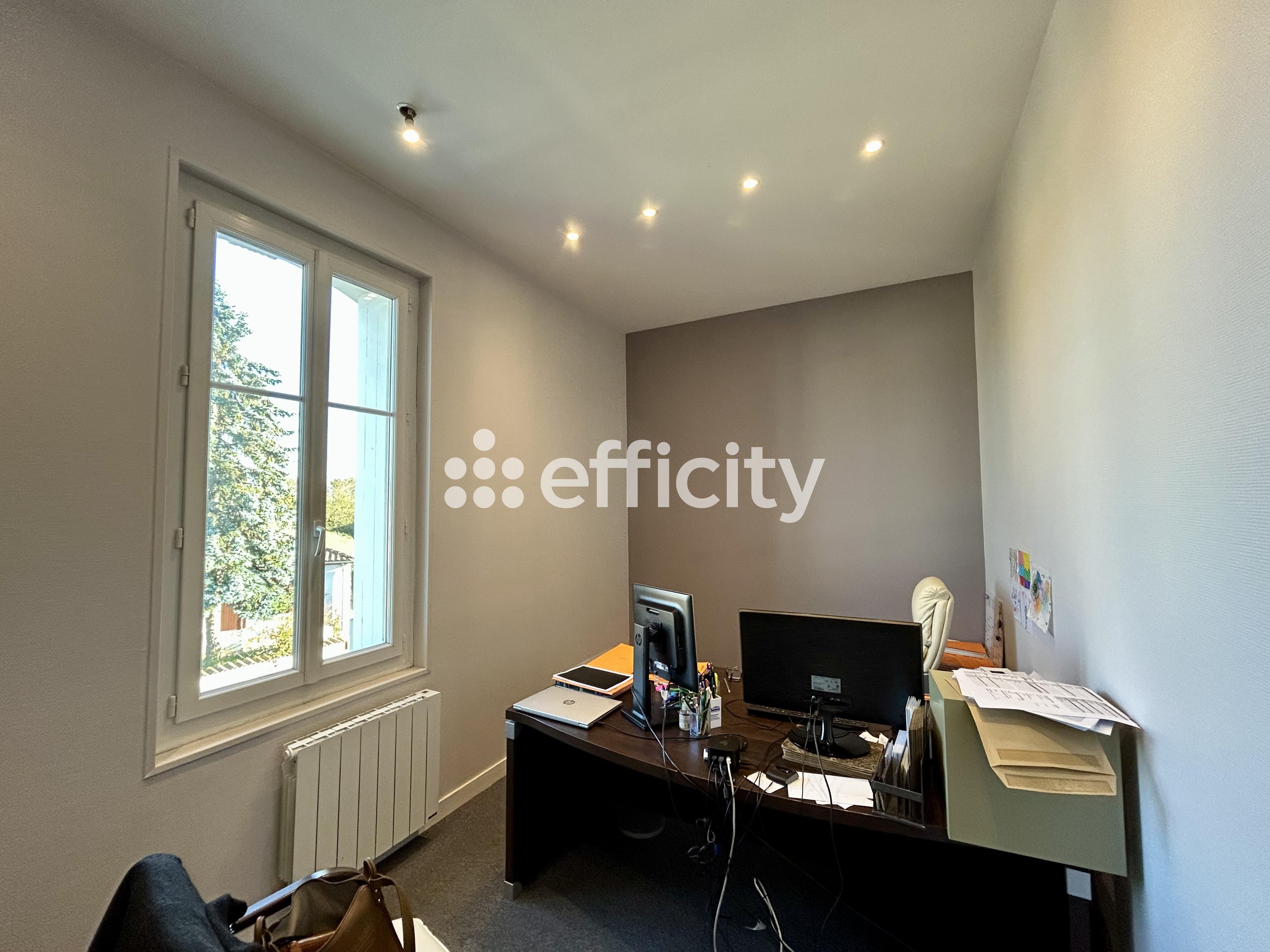 Achat immobilier Bureau 8 pièces  125m2 à La Tremblade (17390) - Photo n°9