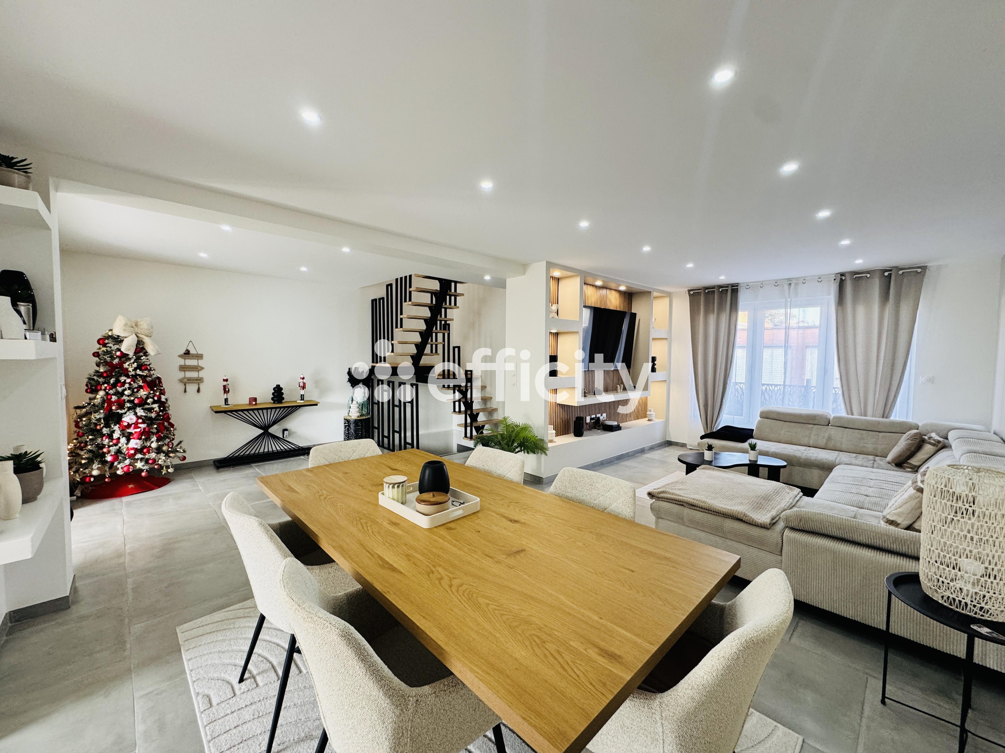 Achat immobilier Maison 6 pièces  104m2 à Faches-Thumesnil (59155) - Photo n°1