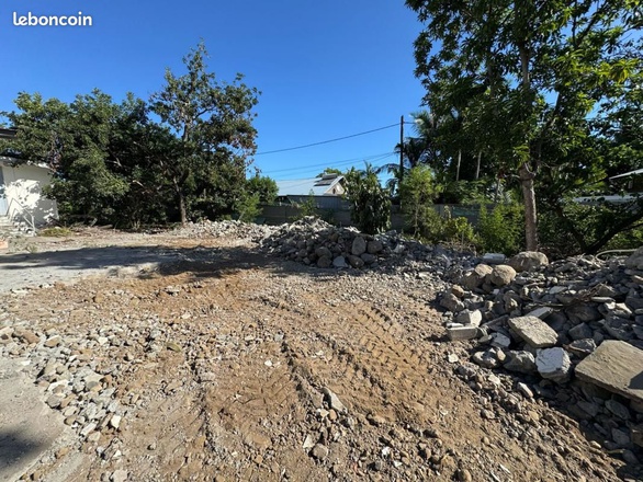 terrain  - 386,0m2 à Saint-Louis (97450)