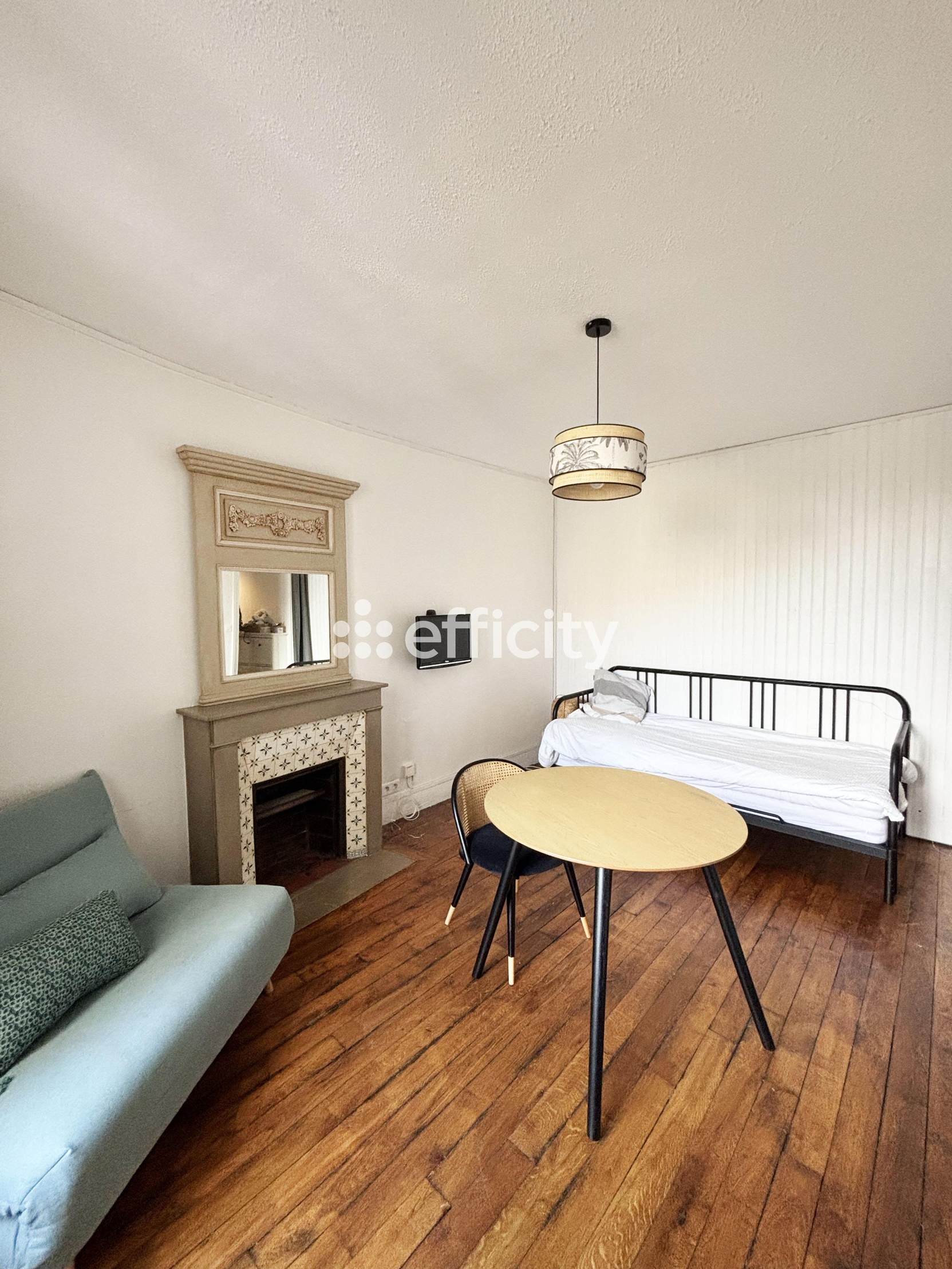 appartement 1 pièces - 24m2 à Paris (75015)