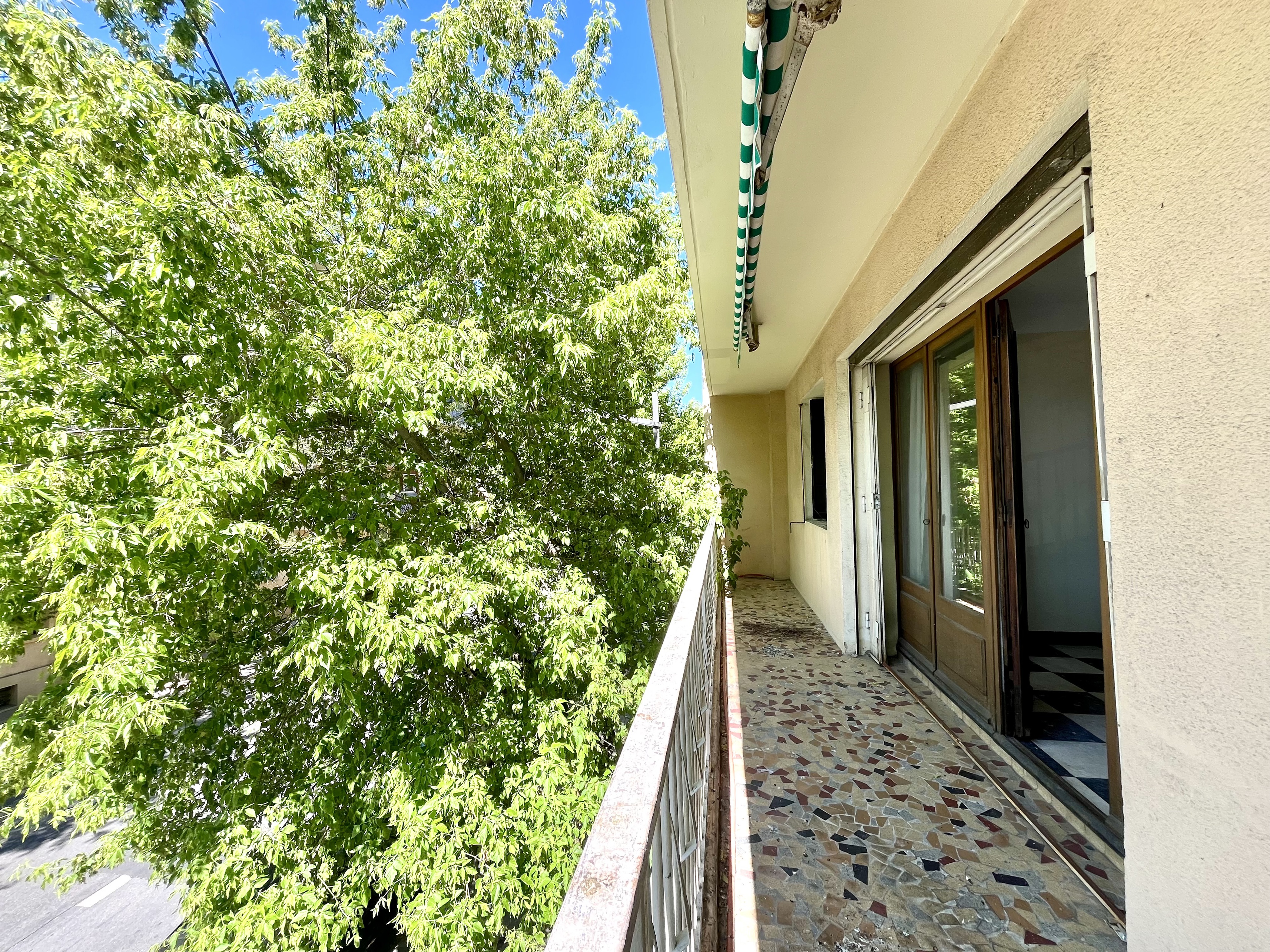 Achat immobilier Appartement 4 pièces  102m2 à Aix-en-Provence (13100) - Photo n°1