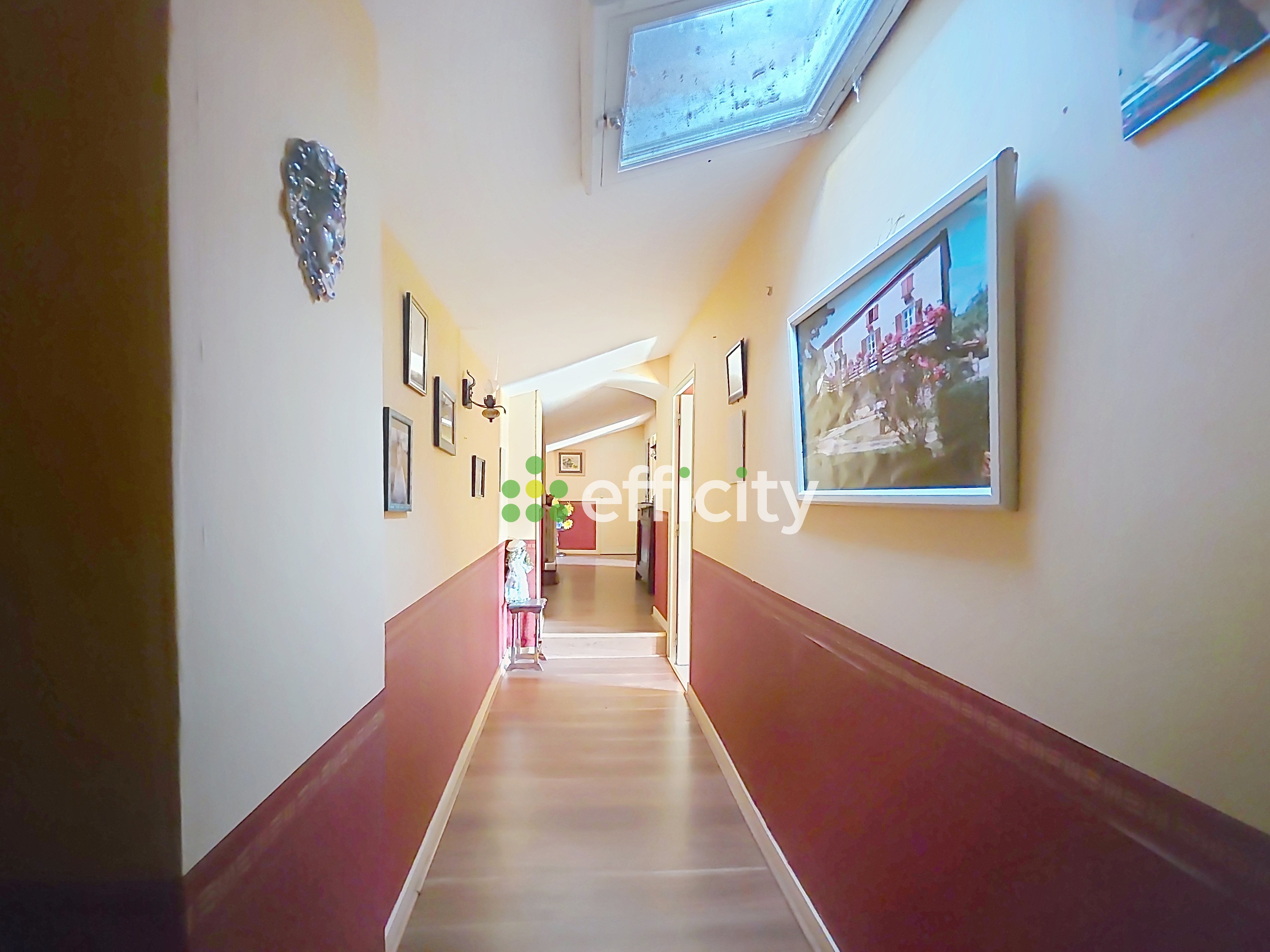 Achat immobilier Maison 5 pièces  177m2 à Genilac (42800) - Photo n°12