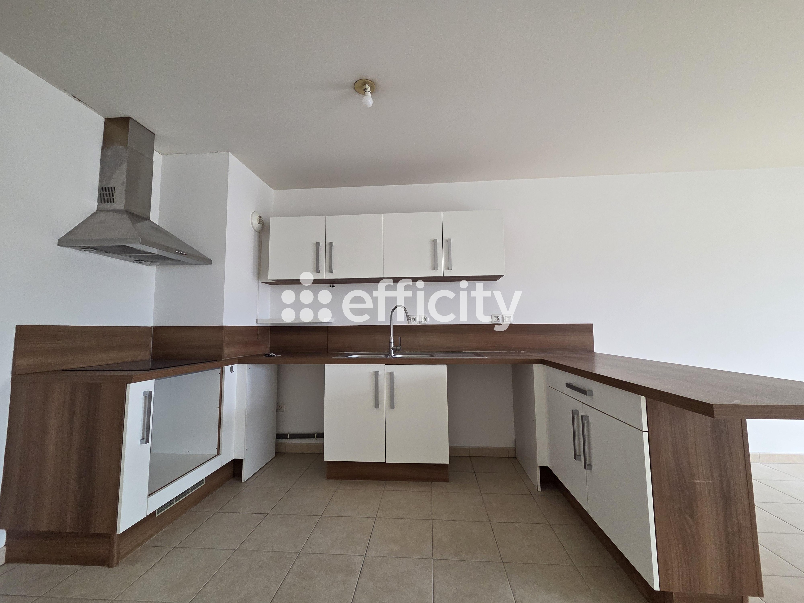 Achat immobilier Appartement 3 pièces  80m2 à Marseille (13010) - Photo n°6