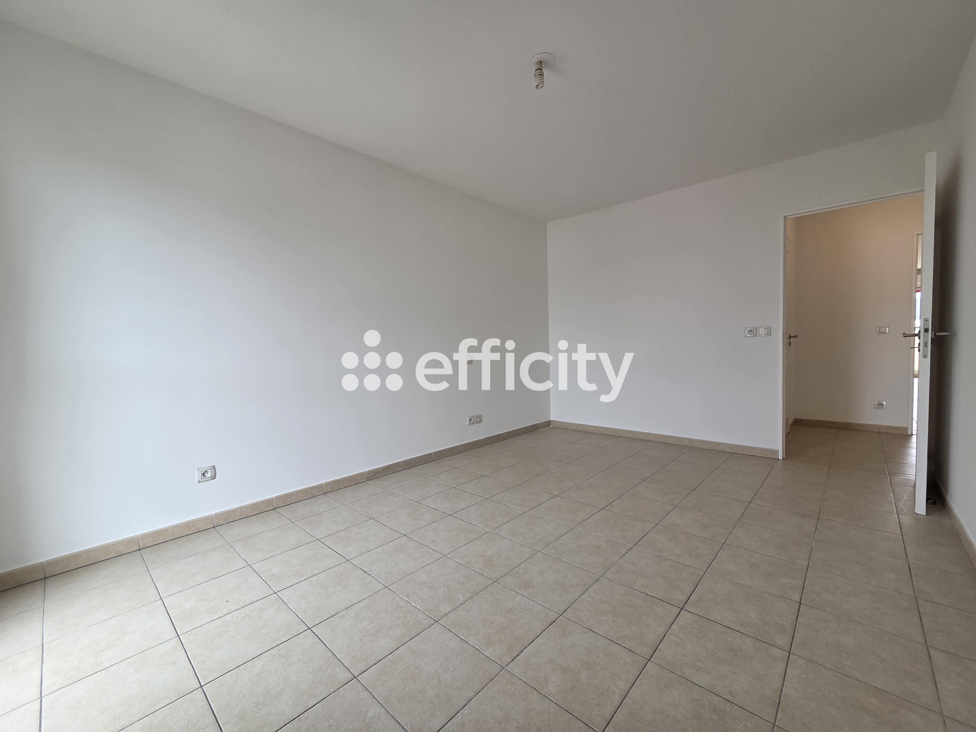 Achat immobilier Appartement 3 pièces  80m2 à Marseille (13010) - Photo n°11