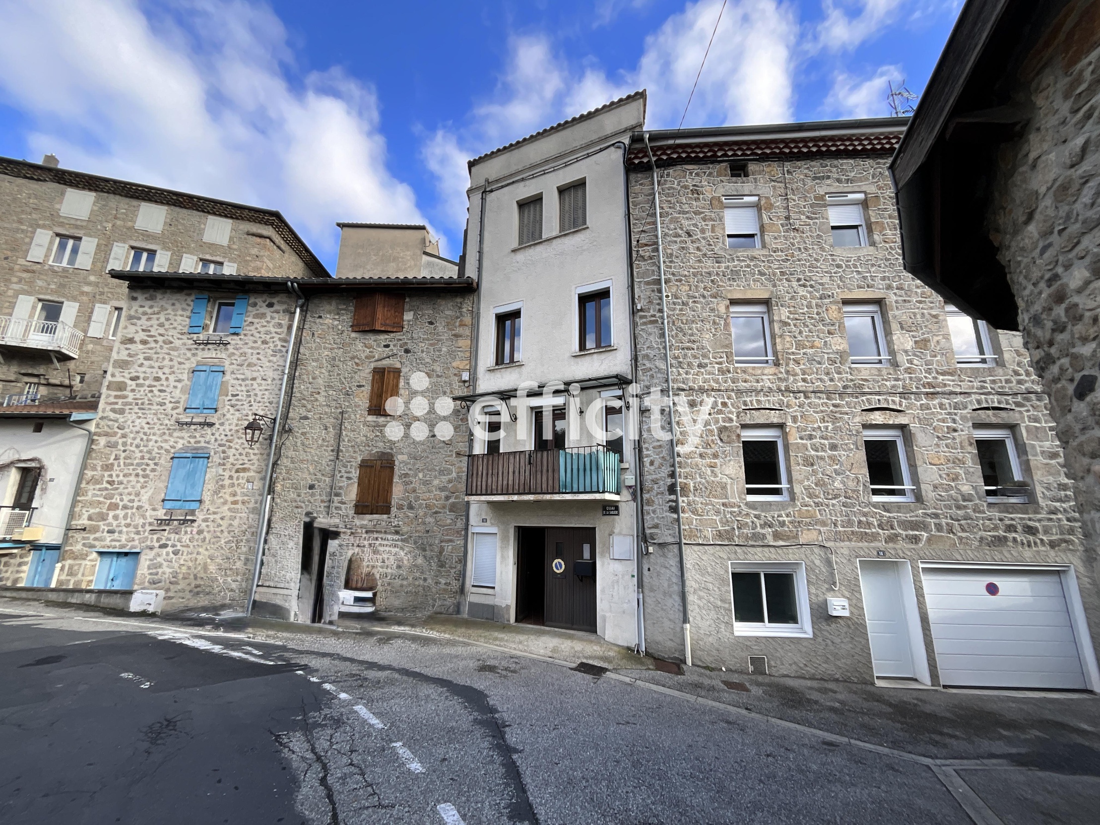 maison 3 pièces - 65m2 à Le Cheylard (07160)