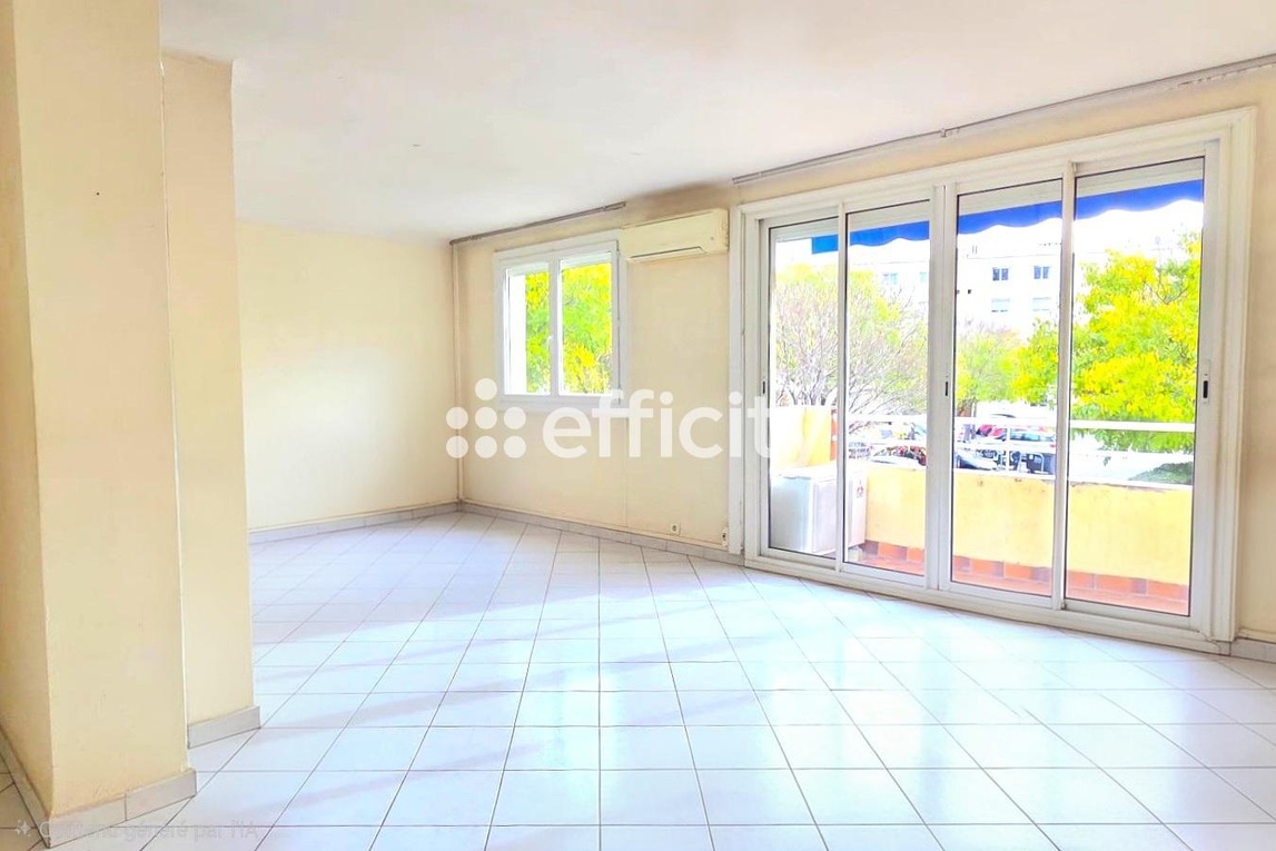 Achat immobilier Appartement 3 pièces  67m2 à Marseille (13008) - Photo n°1