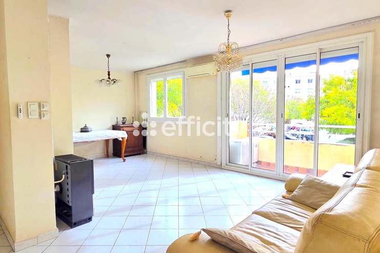 appartement 3 pièces - 70m2 à Marseille (13008)