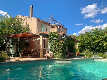 maison 7 pièces - 170m2 à Caumont-sur-Durance (84510)