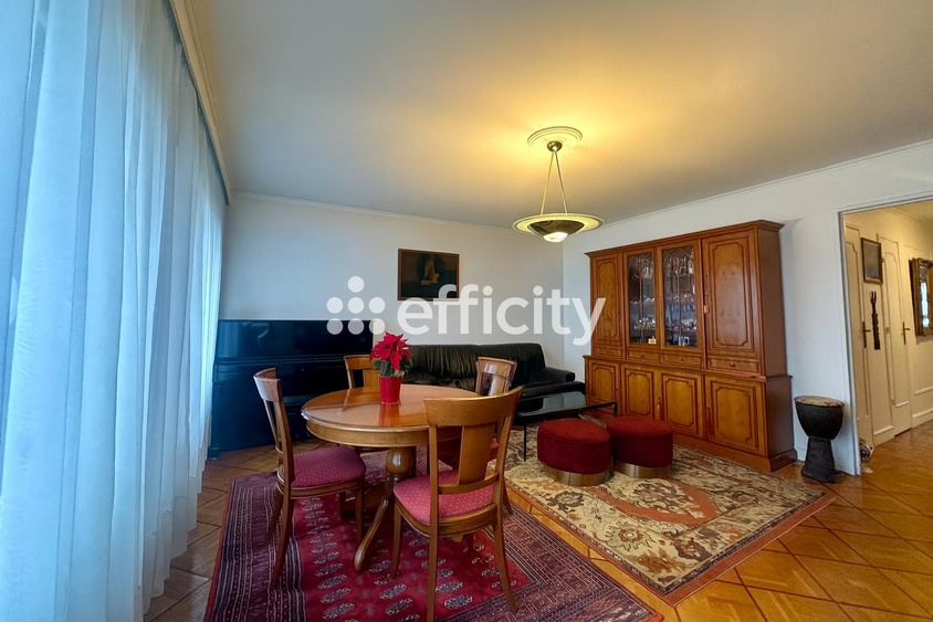 appartement 3 pièces - 81m2 à Paris (75020)