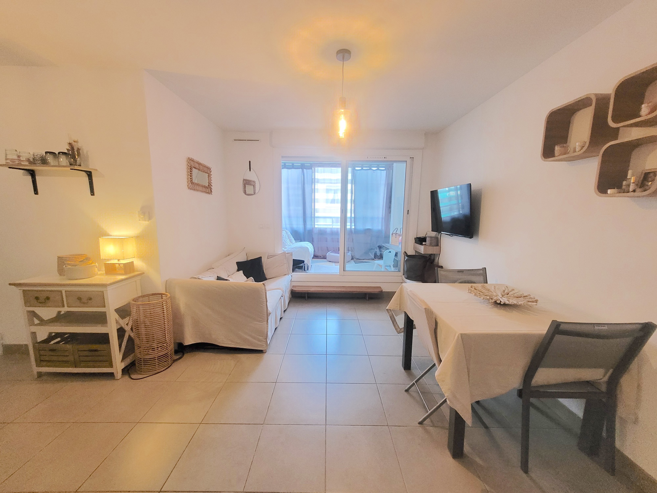 appartement 3 pièces - 53m2 à Marseille (13008)