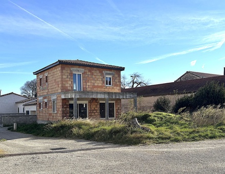 maison 4 pièces - 106m2 à Donzère (26290)